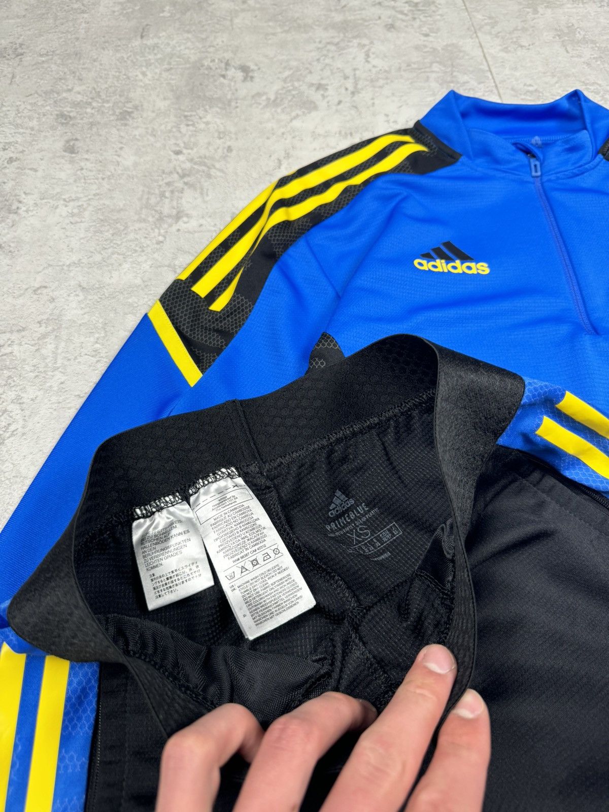 Adidas Adidas Manchester United Training Jersey Track Suit Size XS Size US XS / EU 42 / 0 - 17 Thumbnail