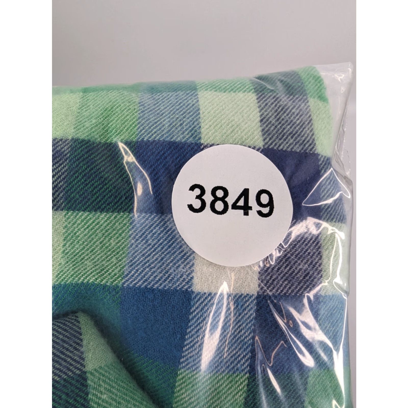 Vintage L.L. Bean Shirt Mens Large Green Scotch Plaid Flannel Button-Up Pocketed N/A Size US L / EU 52-54 / 3 - 8 Thumbnail