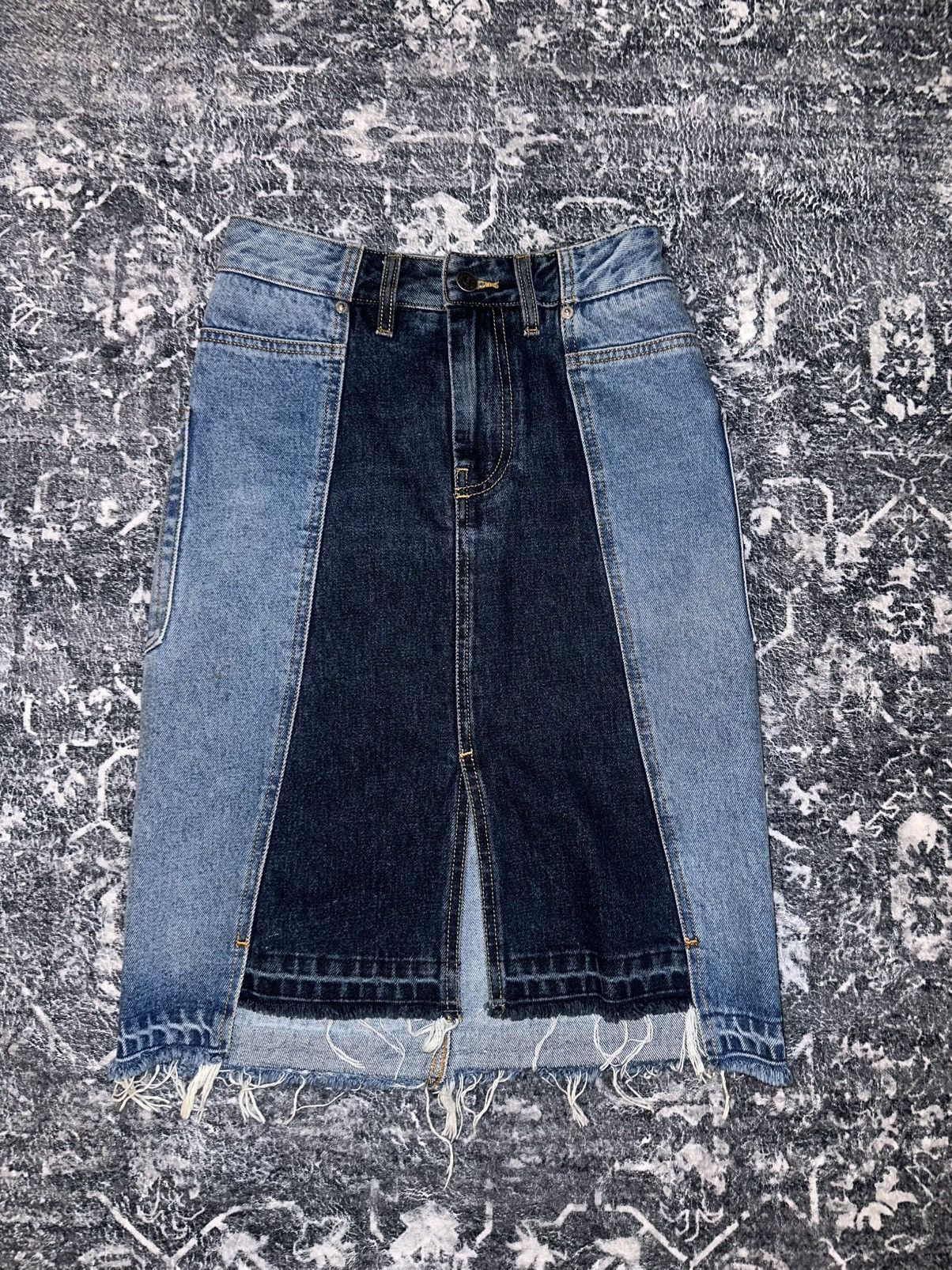 Diesel DIESEL DENIM MIDI SKIRT Size 24" / US 00 / IT 34 - 1 Thumbnail