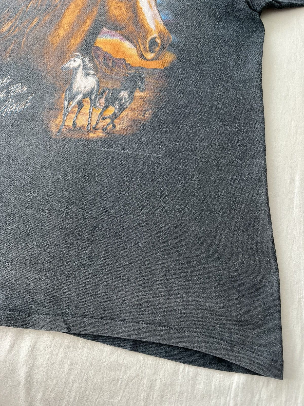 Vintage Vintage 1993 3D Emblem Horse Run with the Wild Black T-shirt Size US M / EU 48-50 / 2 - 10 Thumbnail
