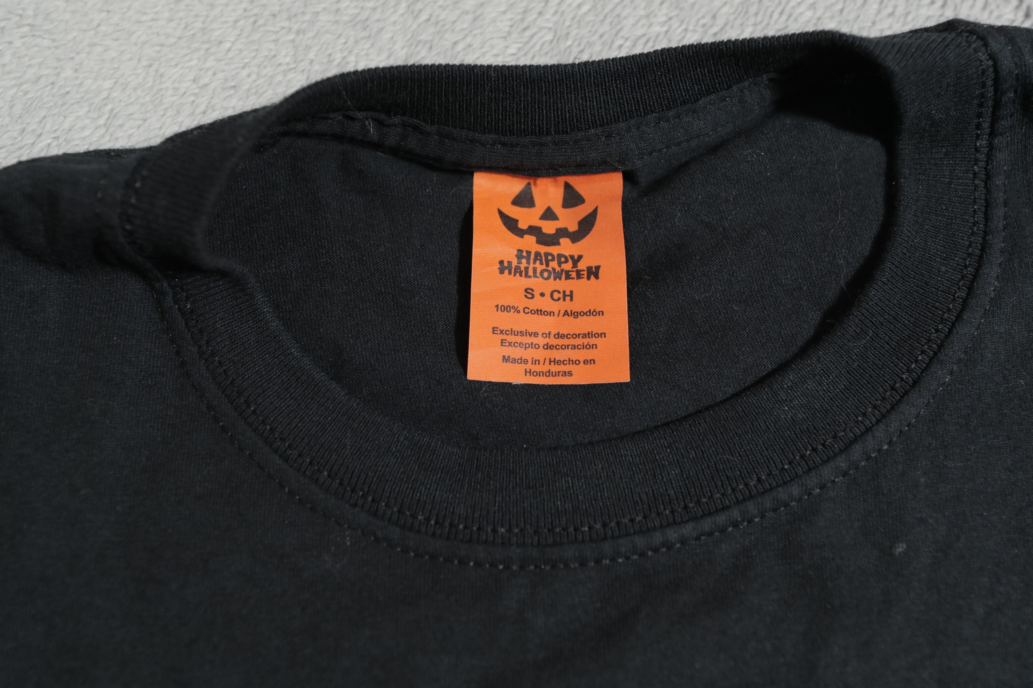 Other Happy Halloween Flaming Skull Shirt (S) Size US S / EU 44-46 / 1 - 7 Thumbnail