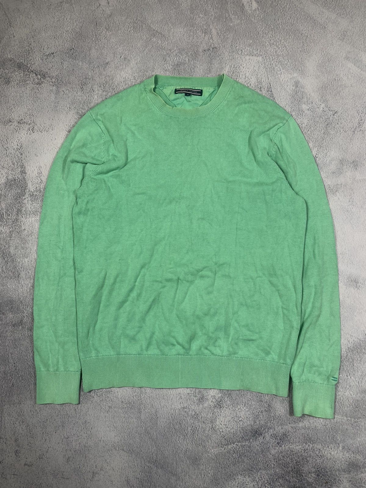 Tommy Hilfiger × Vintage Vintage 90s Tommy Hilfiger sweater old money style size M Size US M / EU 48-50 / 2 - 1 Thumbnail