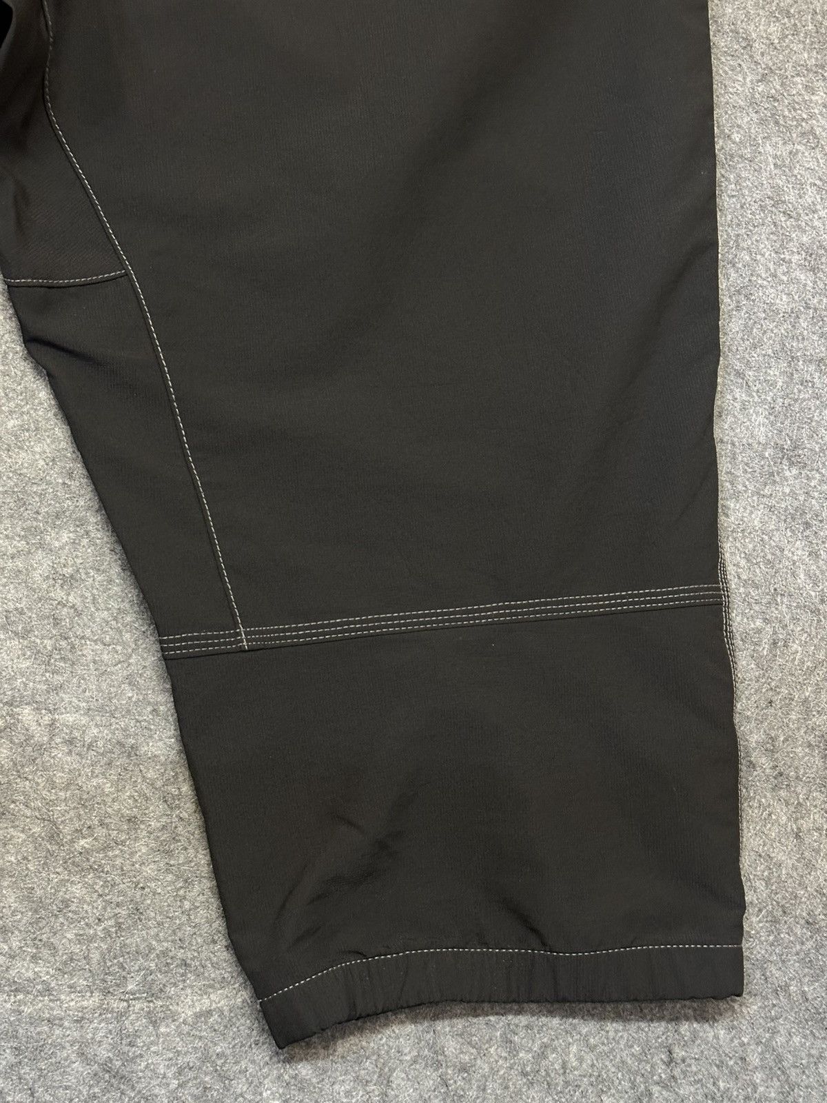 Adidas Adidas black three-quarter length training pants. Size US 31 - 8 Thumbnail