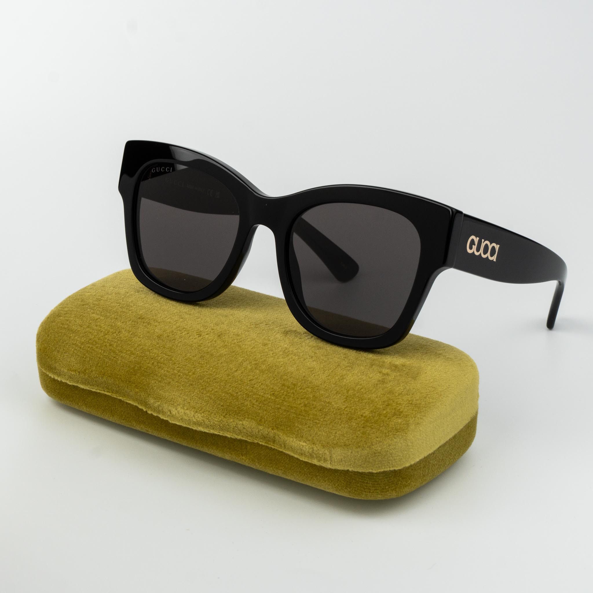 Gucci Gucci Women Sunglasses Square GG1789S 001 BRAND NEW Size ONE SIZE - 1 Thumbnail