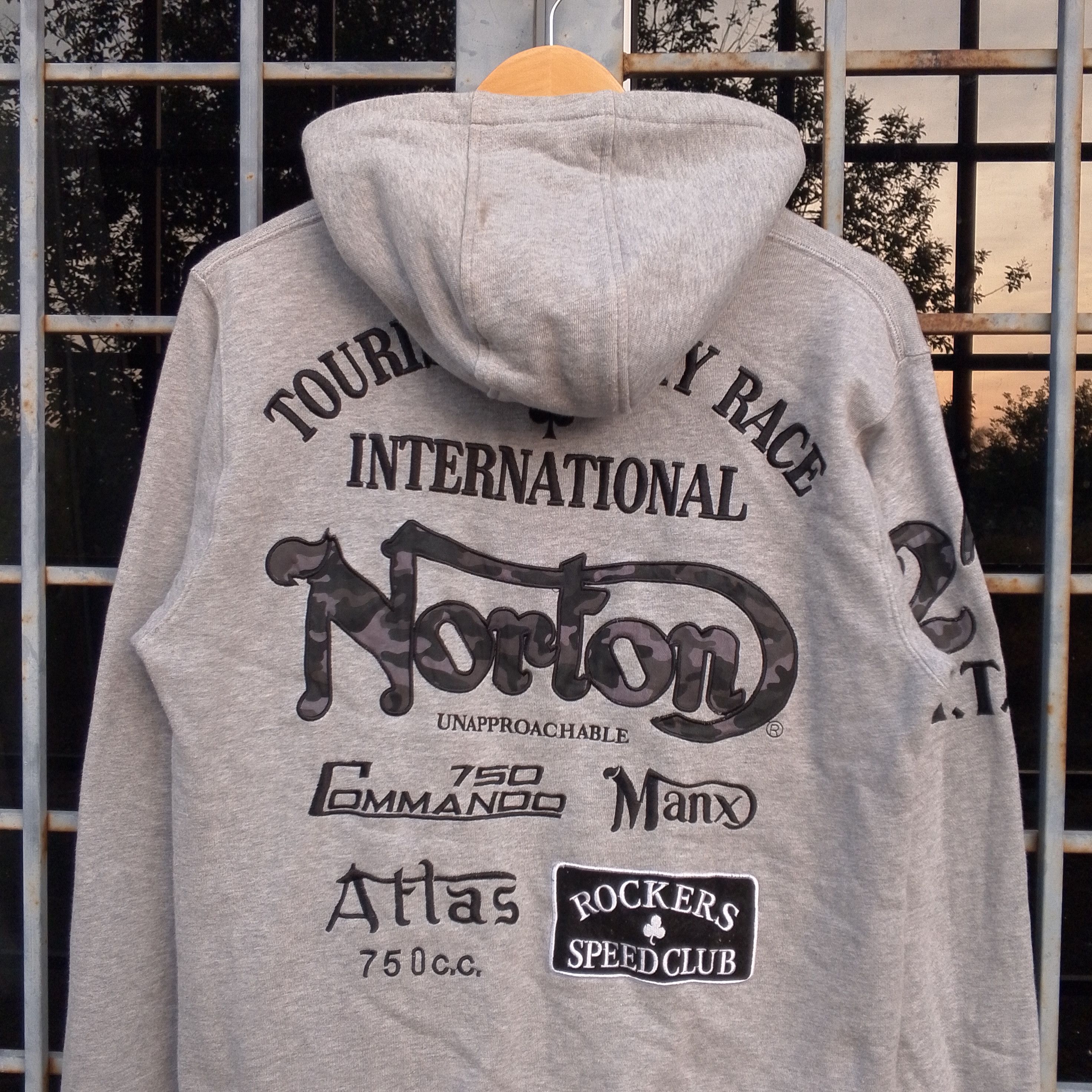 Norton Norton MotorcycleTTM International Zip Up Hoodie Size US M / EU 48-50 / 2 - 4 Thumbnail