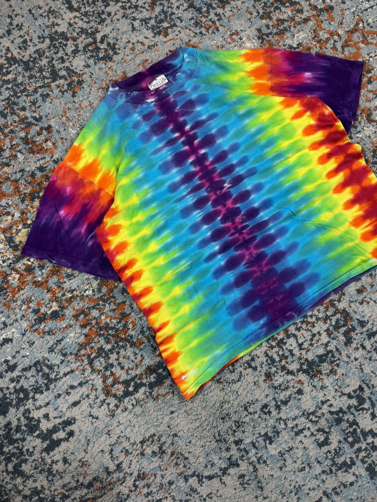 Vintage Vintage 90s Oneita made in USA rainbow tie dye tee boxy fit Size US L / EU 52-54 / 3 - 3 Thumbnail