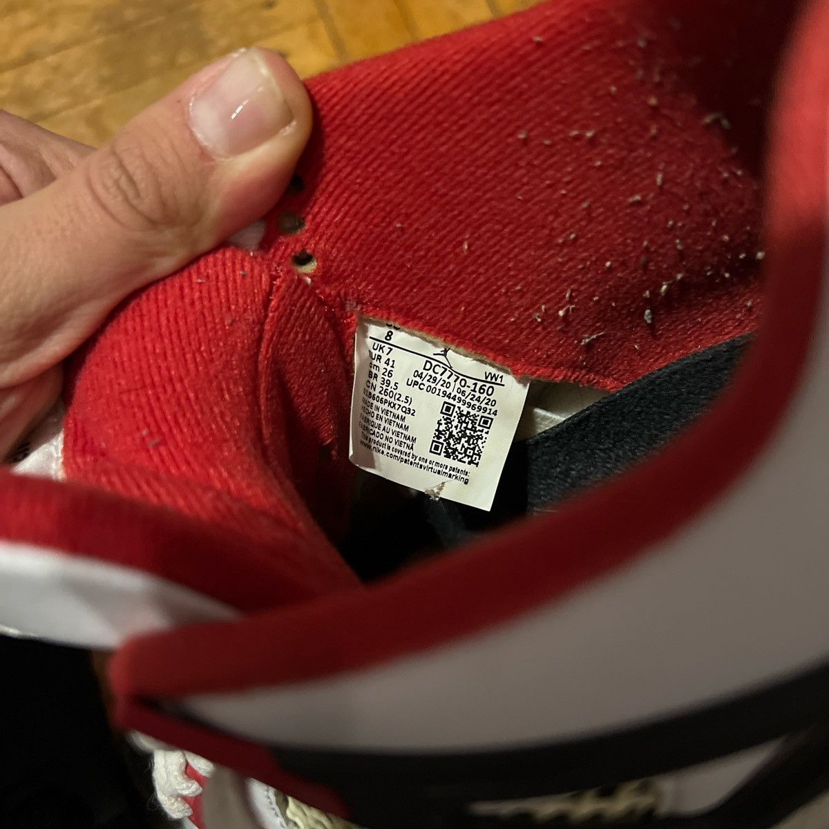 Jordan Brand × Nike Air Jordan Fire Red 4s Size US 8 / EU 41 - 6 Thumbnail