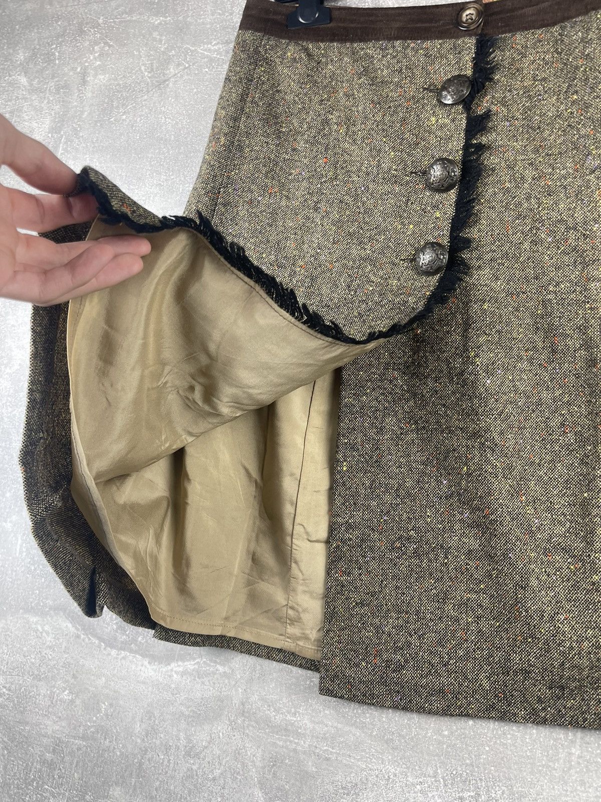 Dolce & Gabbana Dolce&Gabbana Vintage Archives Brown Tweed Buttons Skirt Size 30" / US 8 / IT 44 - 4 Thumbnail