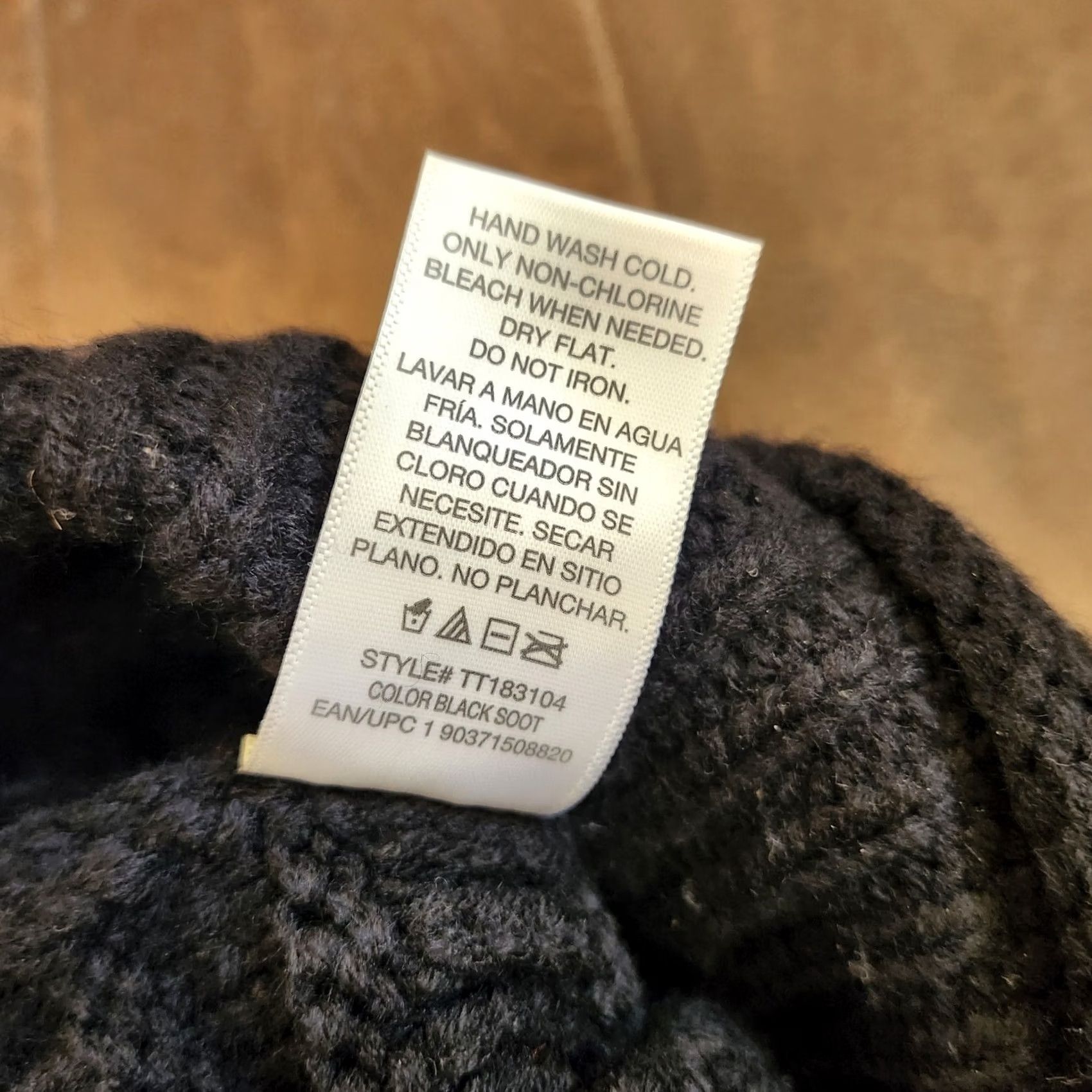 Vintage Time and Tru Black Beanie One Size Womens Knit Pom Pom Faux Fur Lightweight Stretch Winter Fall Spring Casual Activewear Travel Cap Hat Size ONE SIZE - 6 Thumbnail