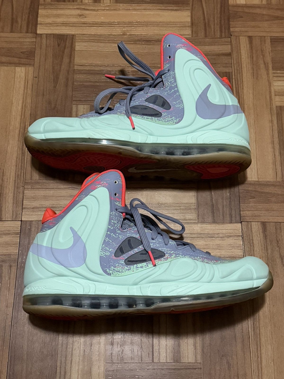 Nike Nike Hyperposite Christmas Size US 10.5 / EU 43-44 - 1 Thumbnail