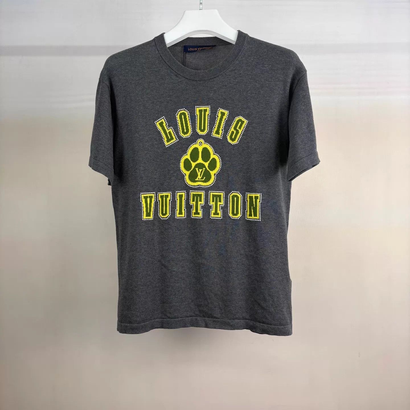 Louis Vuitton LV Dog Beaded Logo Knit Short Sleeve T S New Unused Italy Size US S / EU 44-46 / 1 - 1 Thumbnail