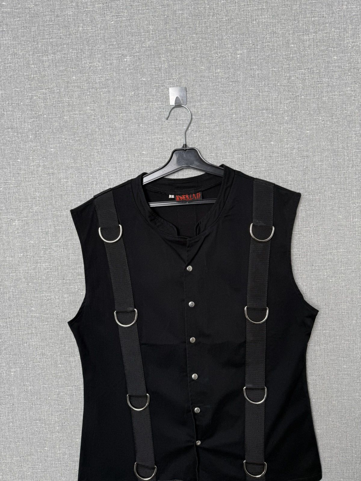 20471120 Aderlass Gothic Punk Black Sleeveless Vest with Straps Rings Size L / US 10 / IT 46 - 3 Thumbnail