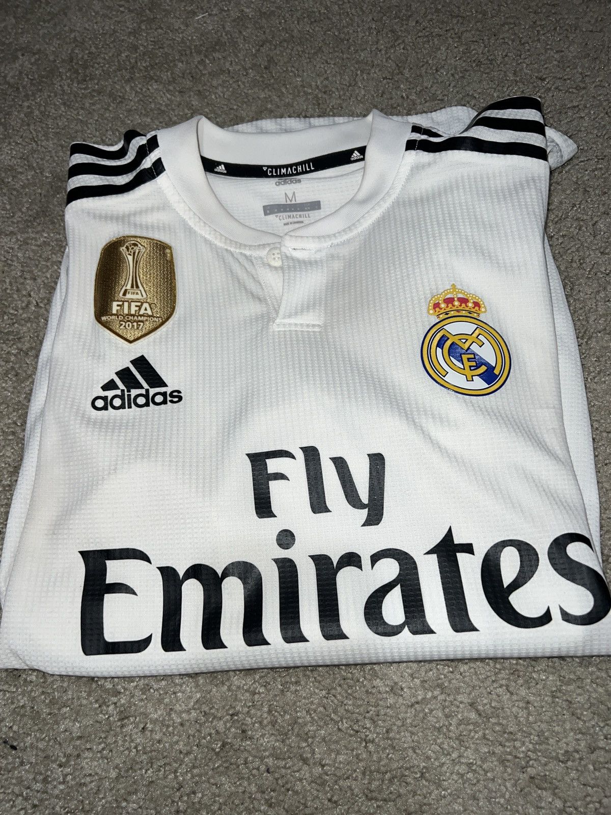 FIFA WORLD CUP REAL MADRID SOCCER JERSEY Fly Emirates 2018 2019 ADIDAS  size-M