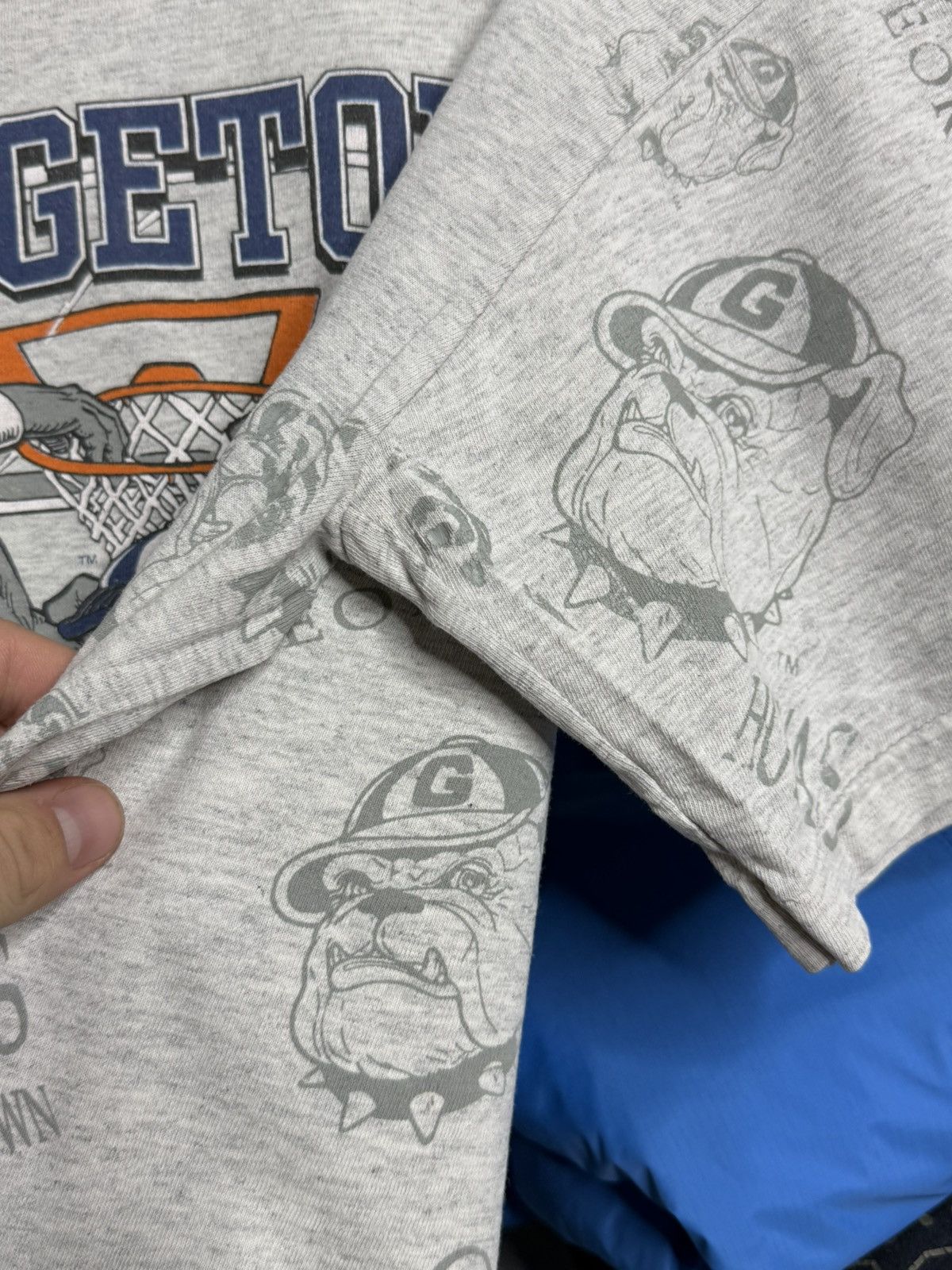 Other Vintage Georgetown Hoyas Active Image 1991 tshirt size L Size US L / EU 52-54 / 3 - 7 Thumbnail