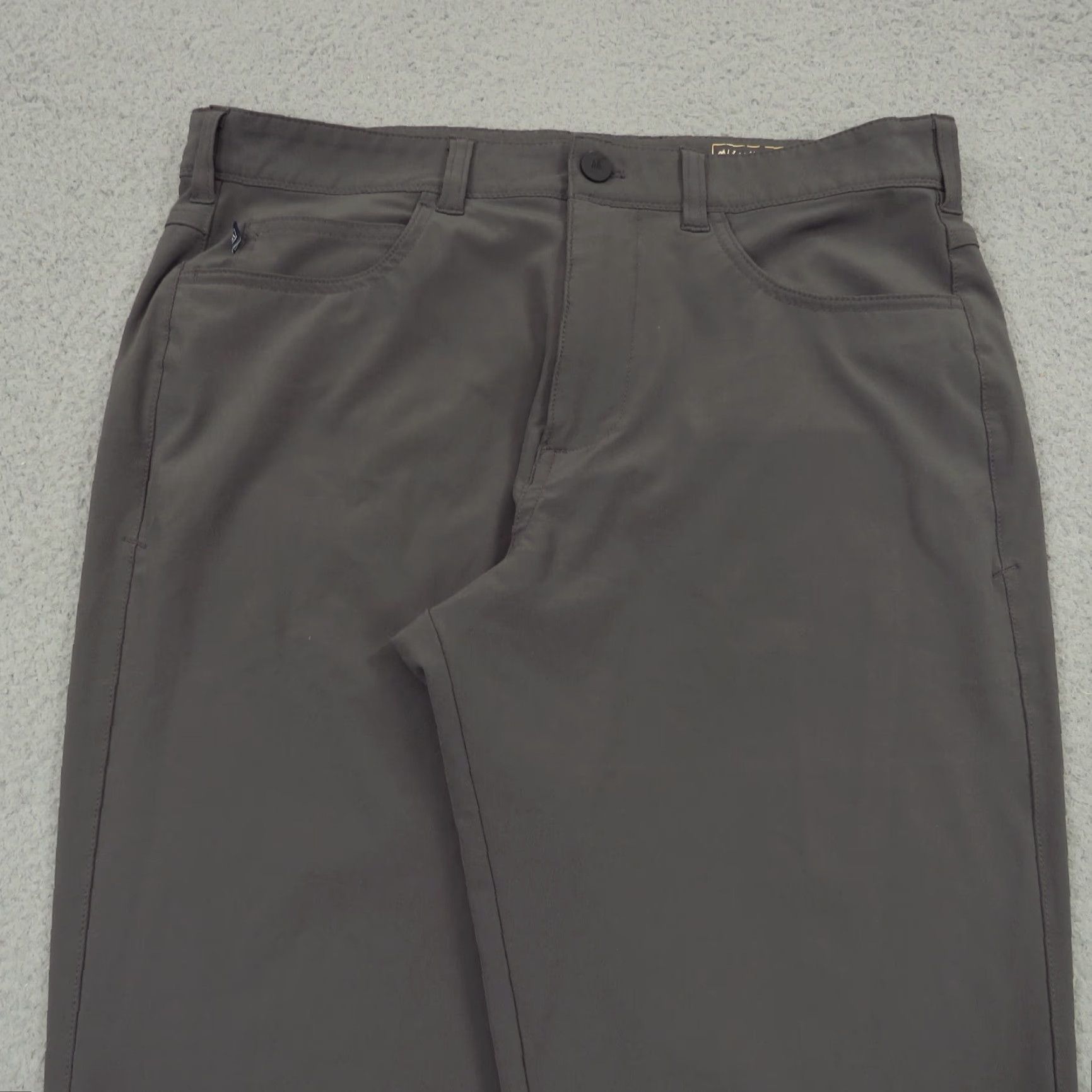Mizzen+Main Mizzen + Main Pant Men 32x32 Grey Asphalt Helmsman Slim Performance Golf Chinos Size US 32 / EU 48 - 5 Thumbnail