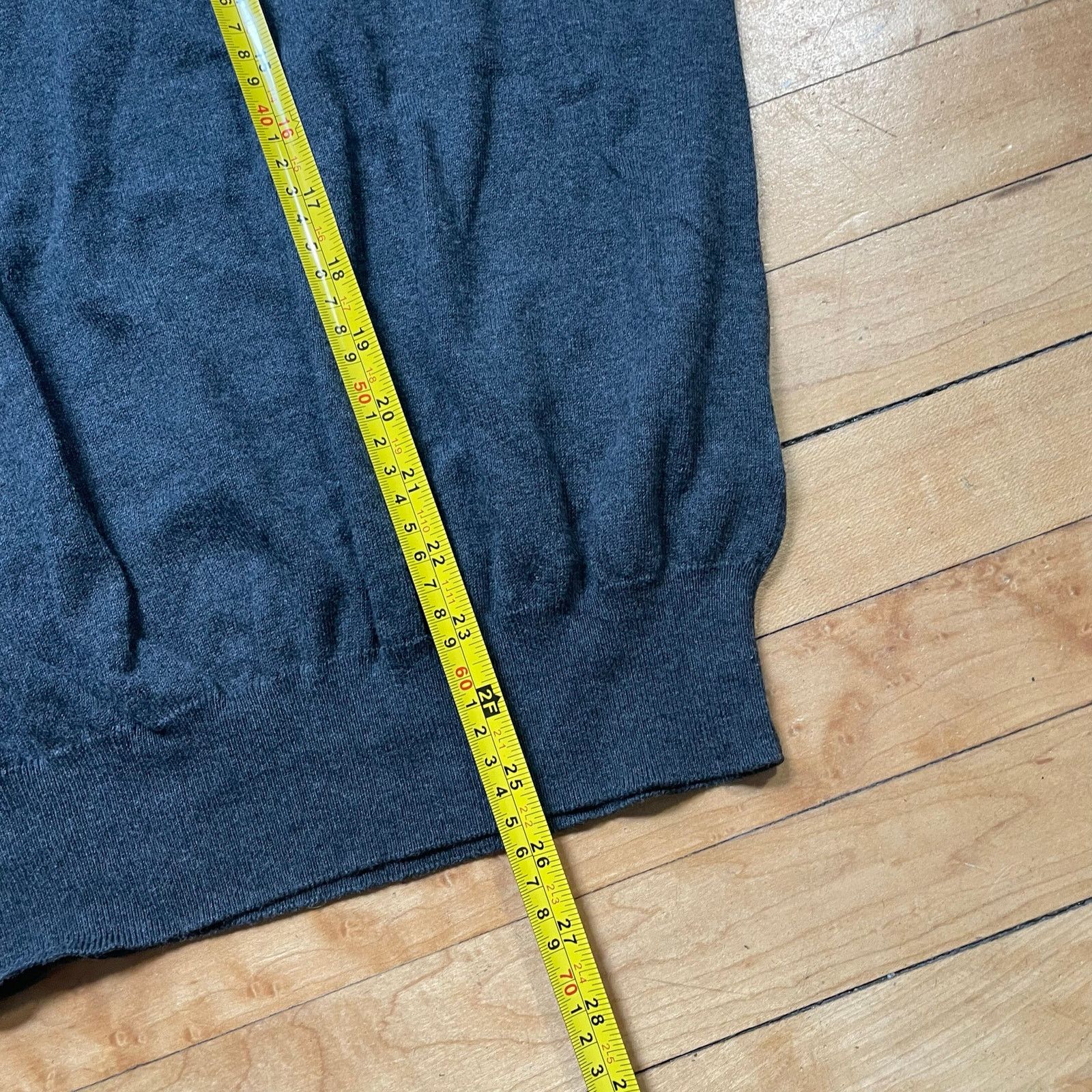 Polo Ralph Lauren Polo Ralph Lauren V Neck Sweater Gray Size M Minimal Preppy Size US M / EU 48-50 / 2 - 5 Thumbnail
