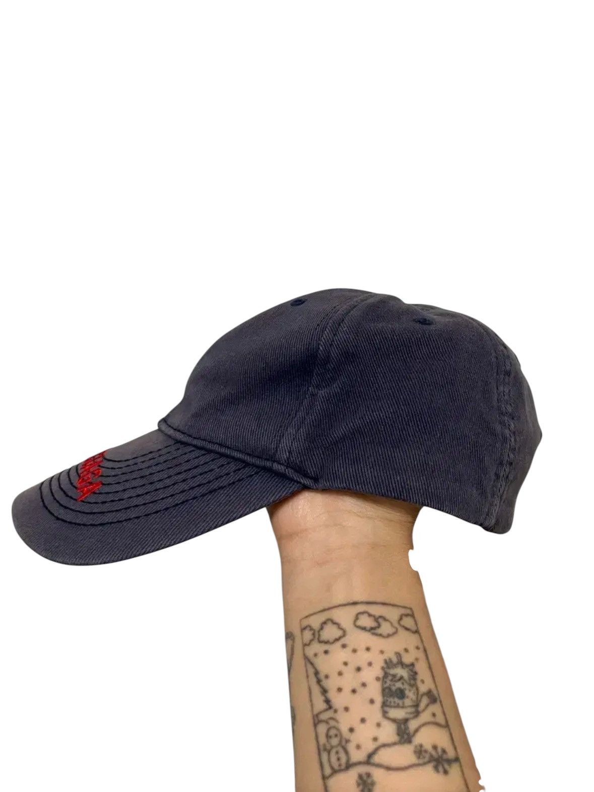 Balenciaga Balenciaga 18FW Faded Ballcap / Hat / Navy Size ONE SIZE - 4 Thumbnail
