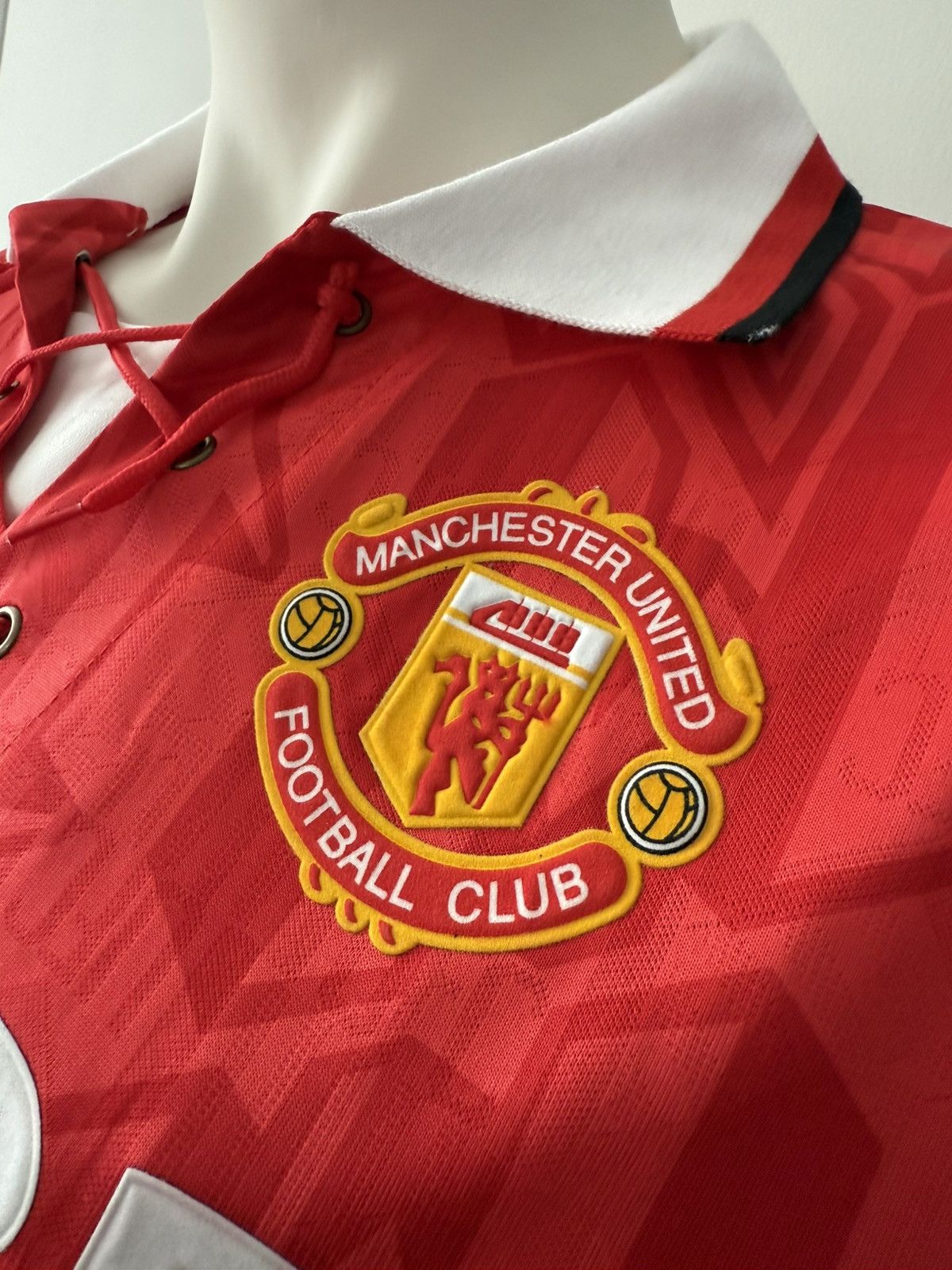 Umbro Eric Cantona Manchester United UMBRO New Men’s Soccer Jersey Size US S / EU 44-46 / 1 - 6 Thumbnail
