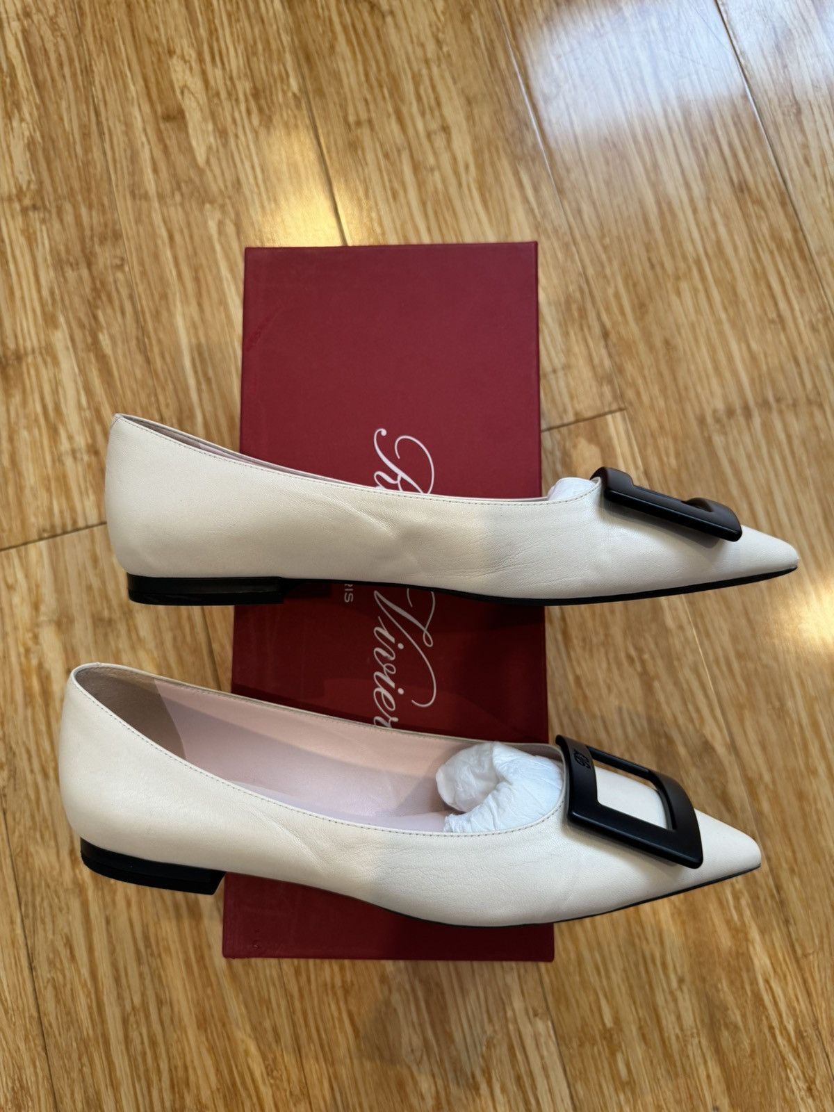 Roger Vivier Roger Vivier Gommettine Ballerinas in Leather Size US 6 / IT 36 - 5 Thumbnail