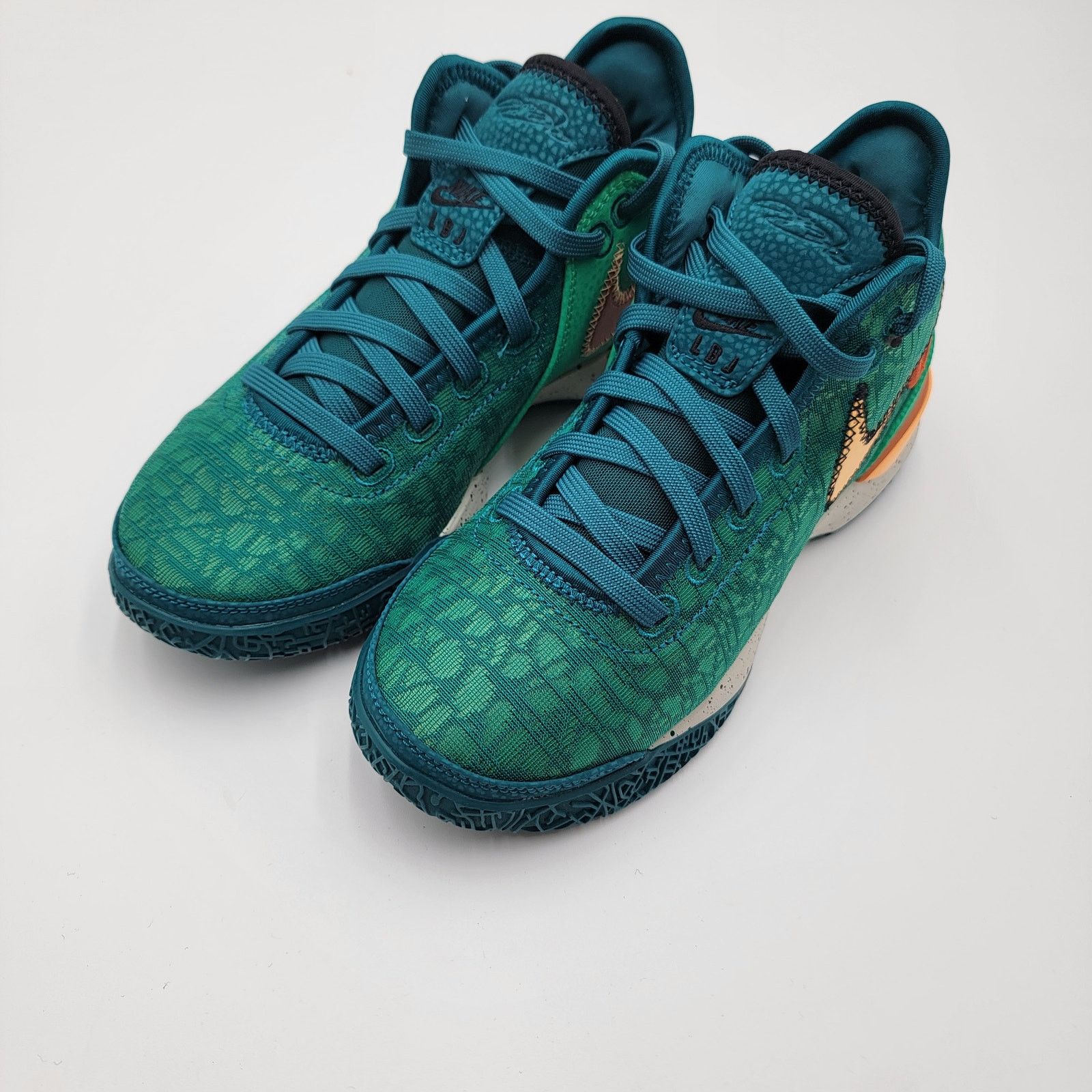Nike Nike Zoom LeBron NXXT Gen 'Geode Teal' Sz 4M DR8784-301 Size US 5.5 / IT 35.5 - 1 Thumbnail