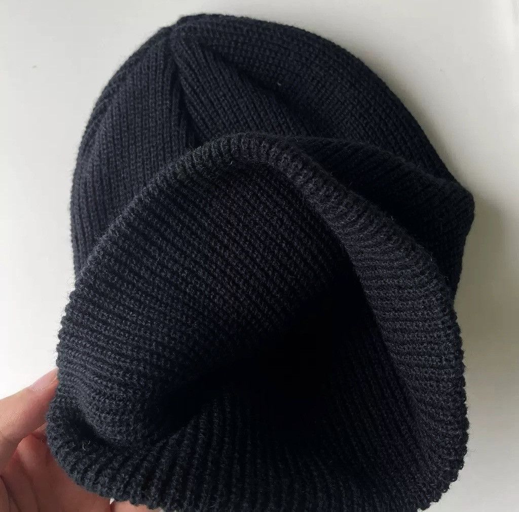 Japanese Brand Avant garde retro huge rhinestone cross knitted beanie hat Size ONE SIZE - 3 Thumbnail