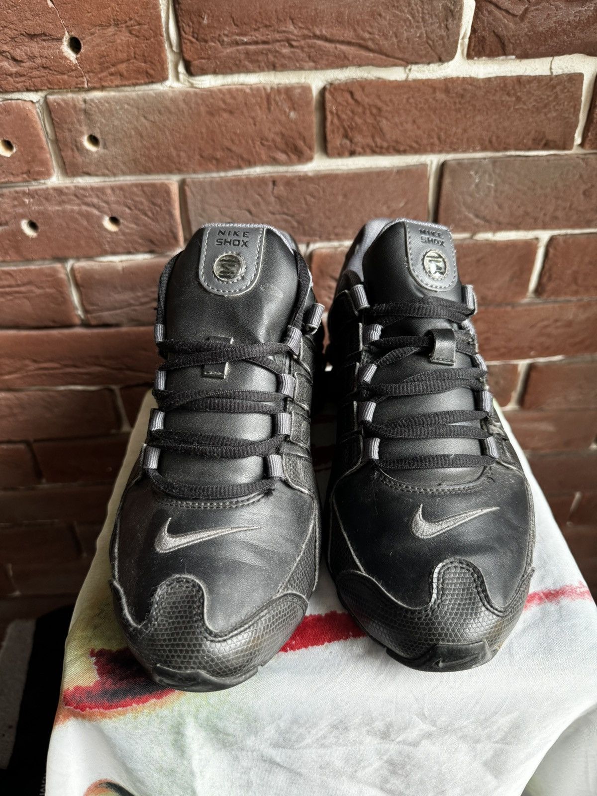 Nike 2014 Y2k Woman Nike Shox Low Sneakers Black Drip Streetwear Size US 9 / IT 39 - 9 Thumbnail