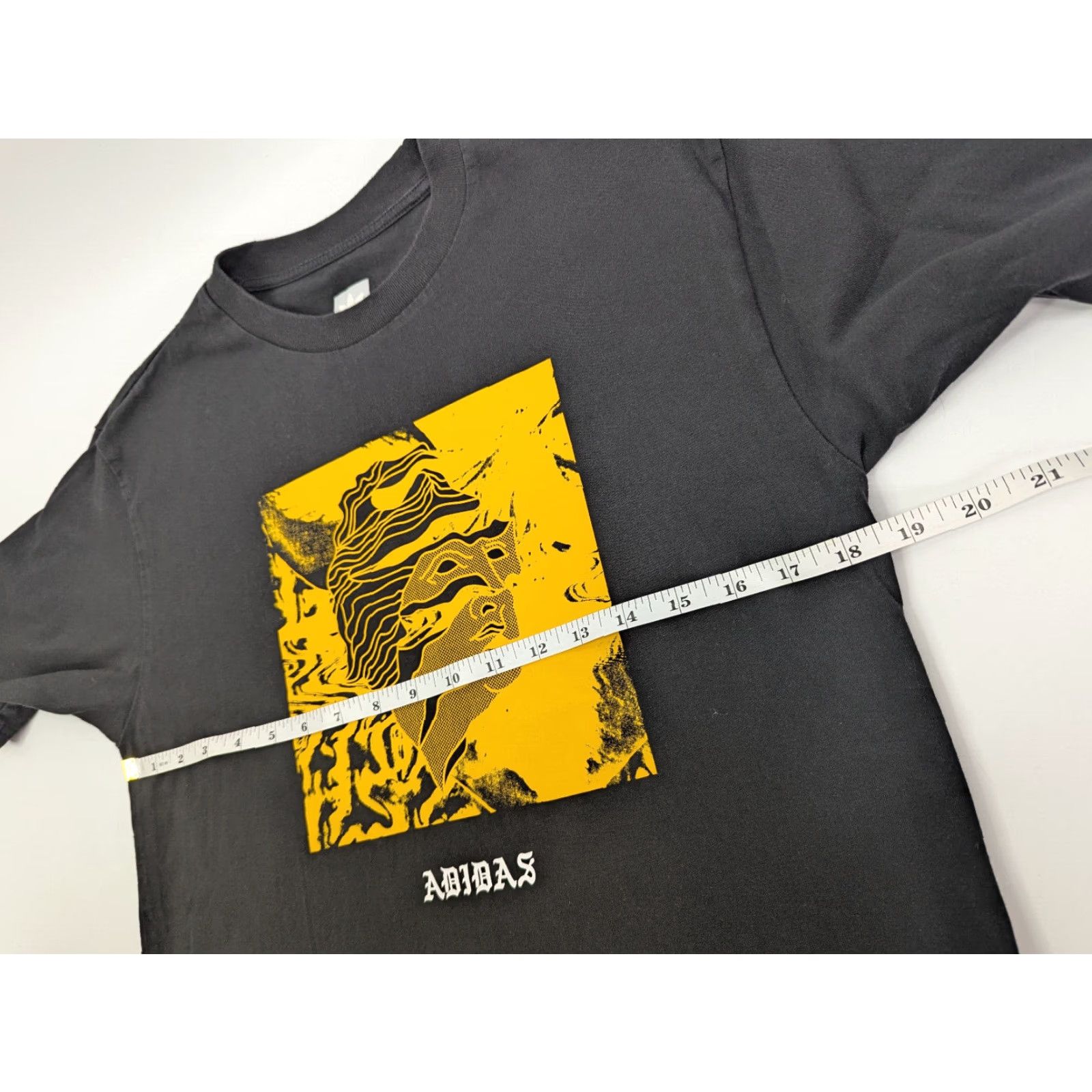 Adidas Adidas Shirt Mens Small Black 90s Retro Sports Graphic Print Crewneck T-Shirt Short Sleeve Cotton Knit Regular Fit Size US S / EU 44-46 / 1 - 5 Thumbnail