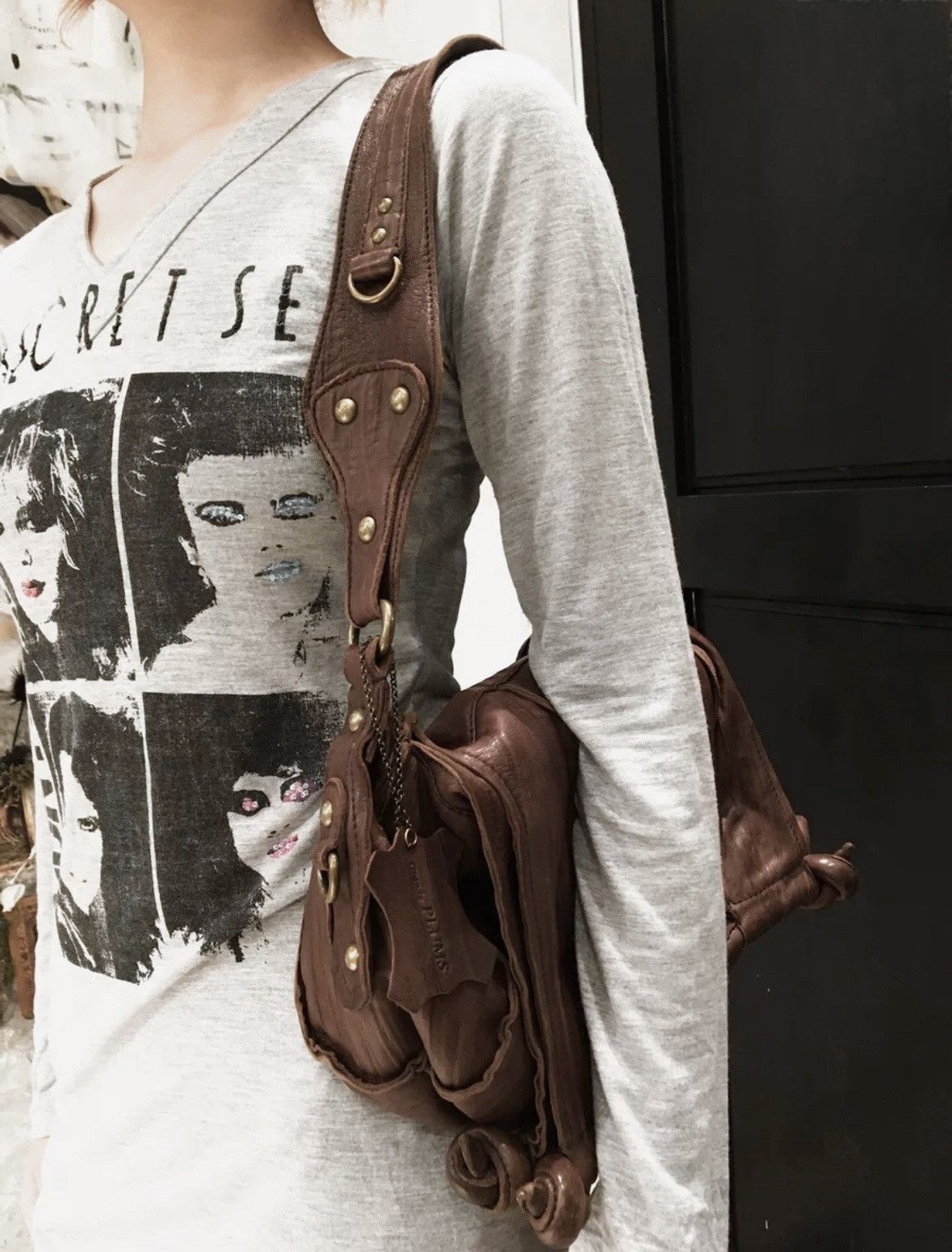 Japanese Brand g.o.a japanese brand brown leather shoulder bag Size ONE SIZE - 6 Thumbnail