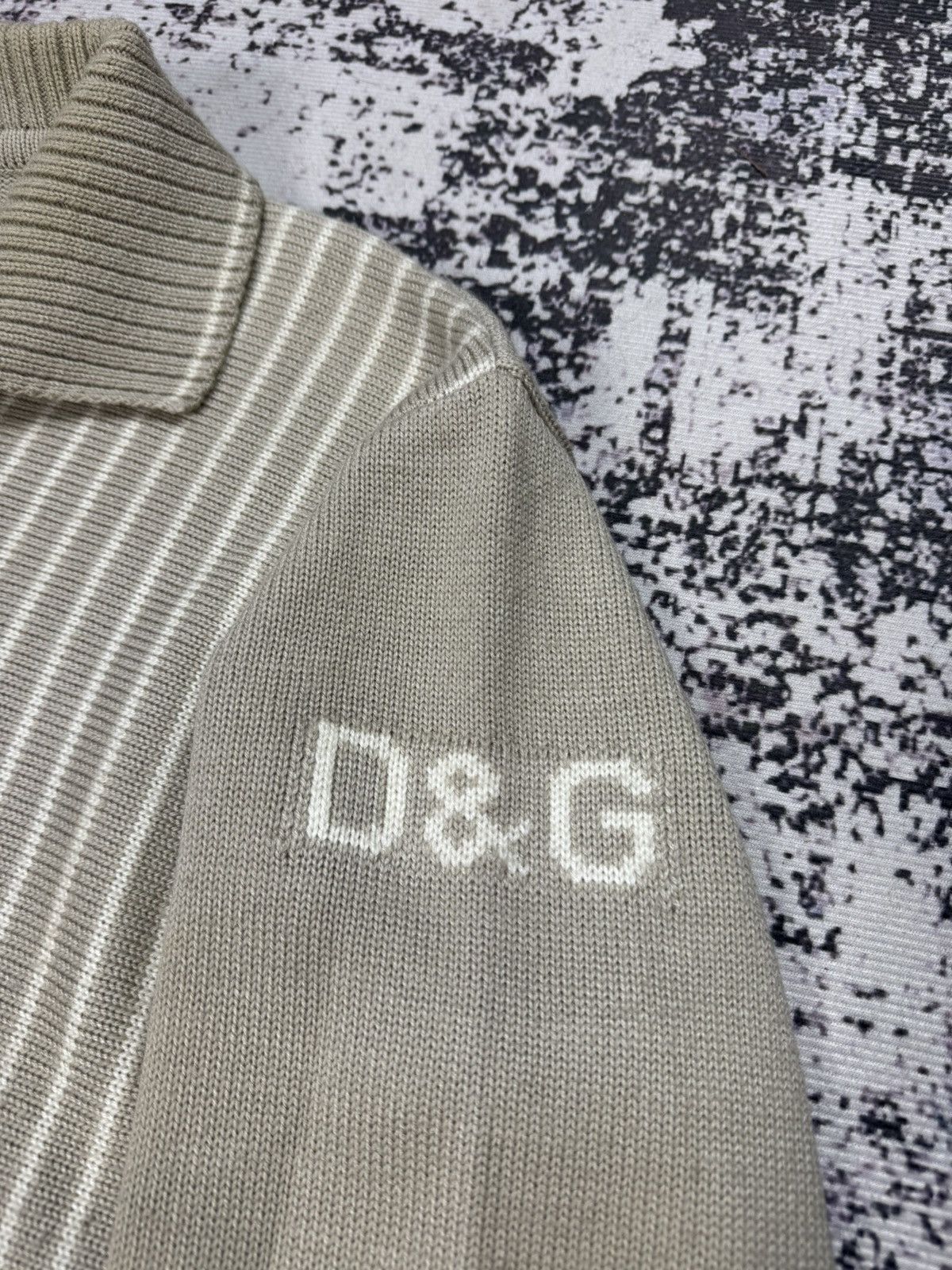 Designer × Dolce & Gabbana × Vintage Dolce Gabbana Jumper Vintage Beige logo L Size US L / EU 52-54 / 3 - 3 Thumbnail