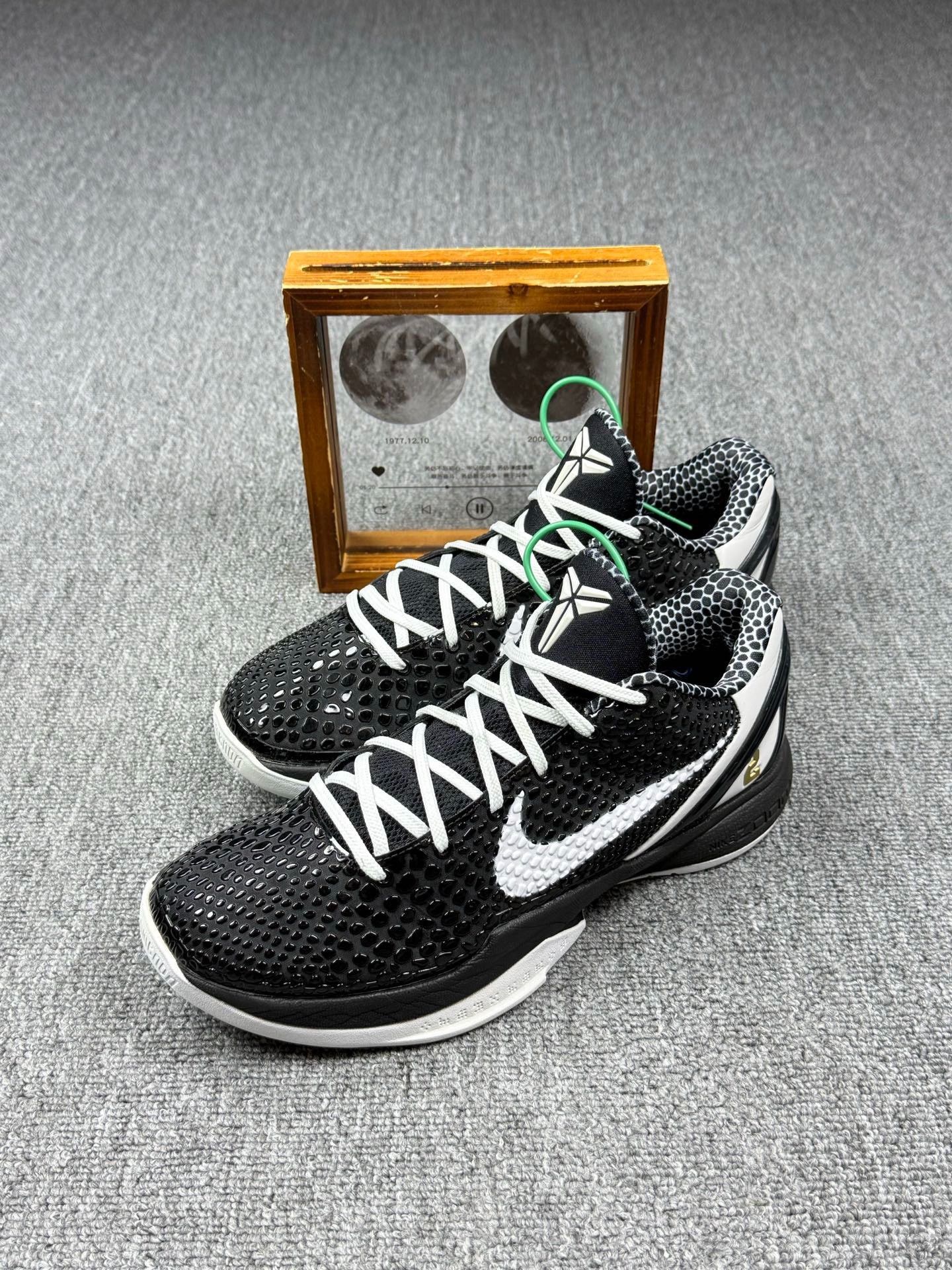 Nike Nike KOBE6 Black Lowtop Sneakers 9 Men Size US 9 / EU 42 - 1 Thumbnail