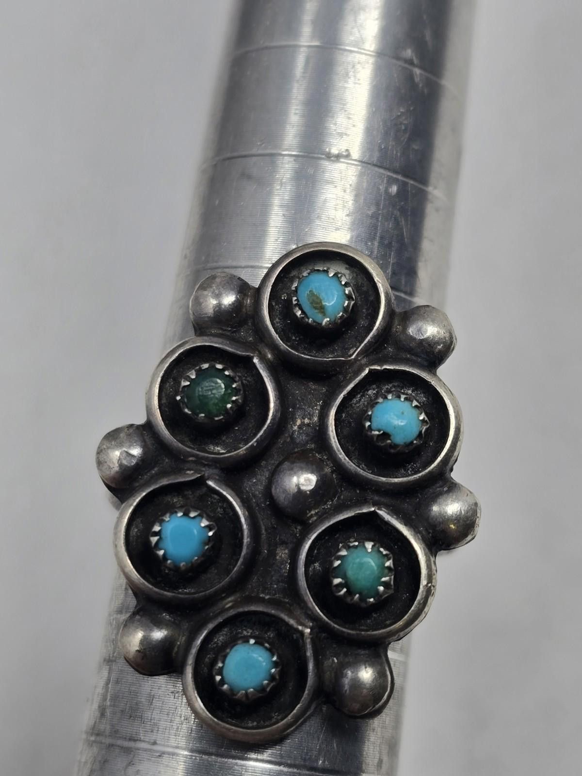 Other Sterling Silver Turquoise Cluster Ring Size 6 Vintage Size ONE SIZE - 4 Thumbnail