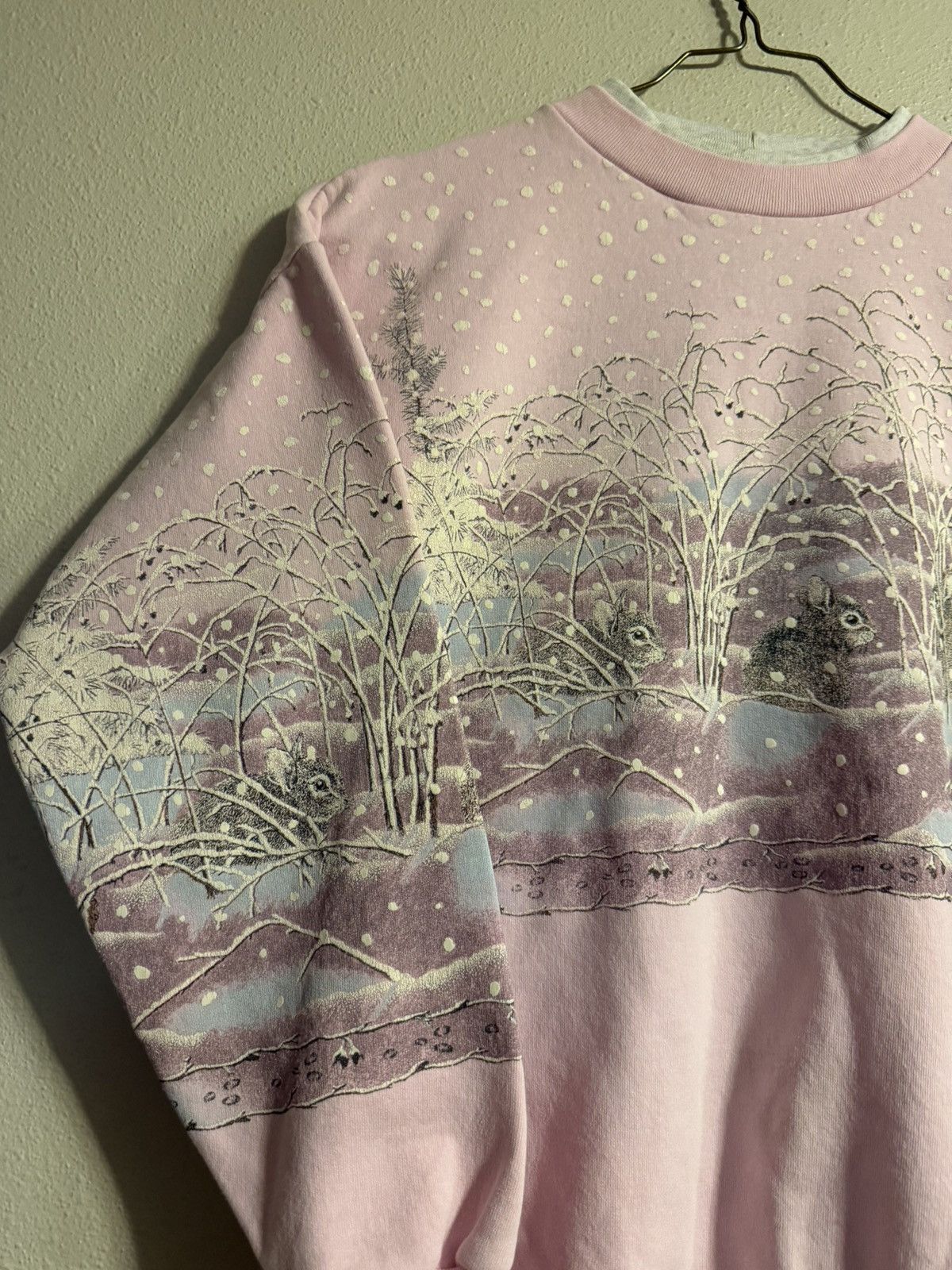 Vintage vtg 90s snow bunny puff print AOP winter nature sweatshirt Size US S / EU 44-46 / 1 - 3 Thumbnail