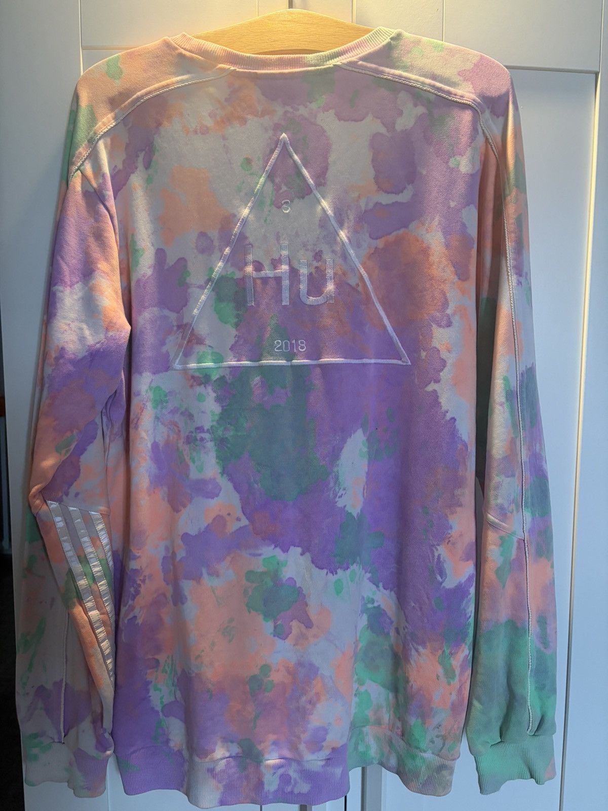 Adidas × Pharrell ADIDAS x PHARRELL WILLIAMS HUMANRACE HOLI CREW SWEATSHIRT Size US L / EU 52-54 / 3 - 2 Thumbnail