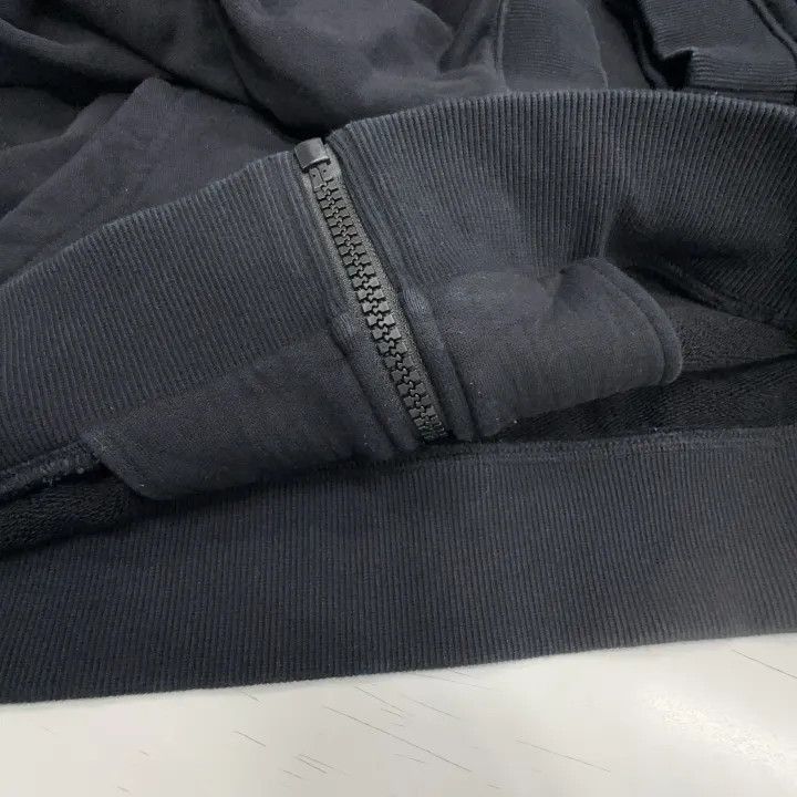 Burberry Burberry Burberry Black Logo Embroidered Hoodie for Men-25 Size US XL / EU 56 / 4 - 6 Thumbnail