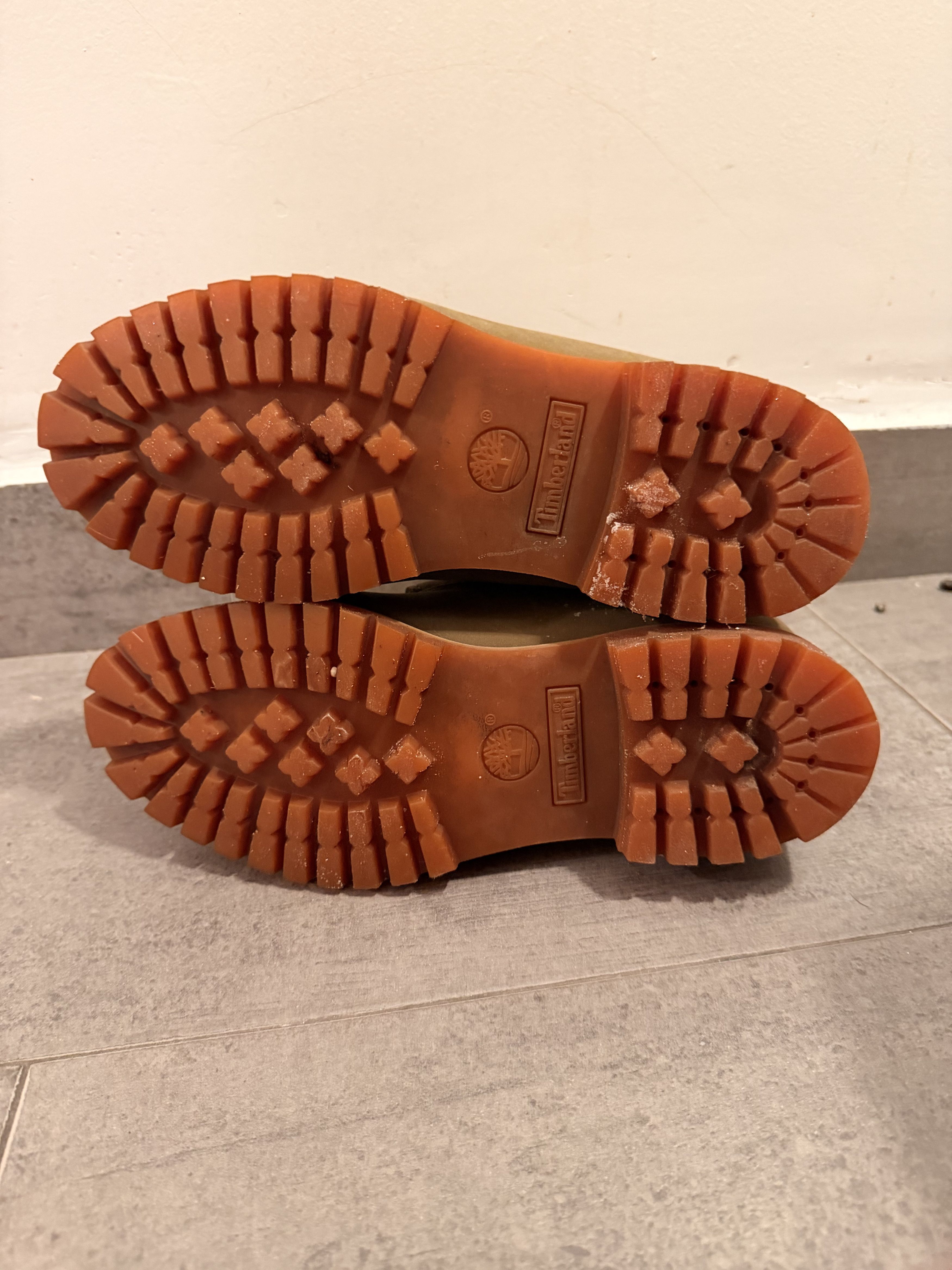 Kith × Timberland Timberland Ronnie Fieg x 6" 40 Below Boot 'Olive' Size 8 Men Size US 8 / EU 41 - 6 Thumbnail
