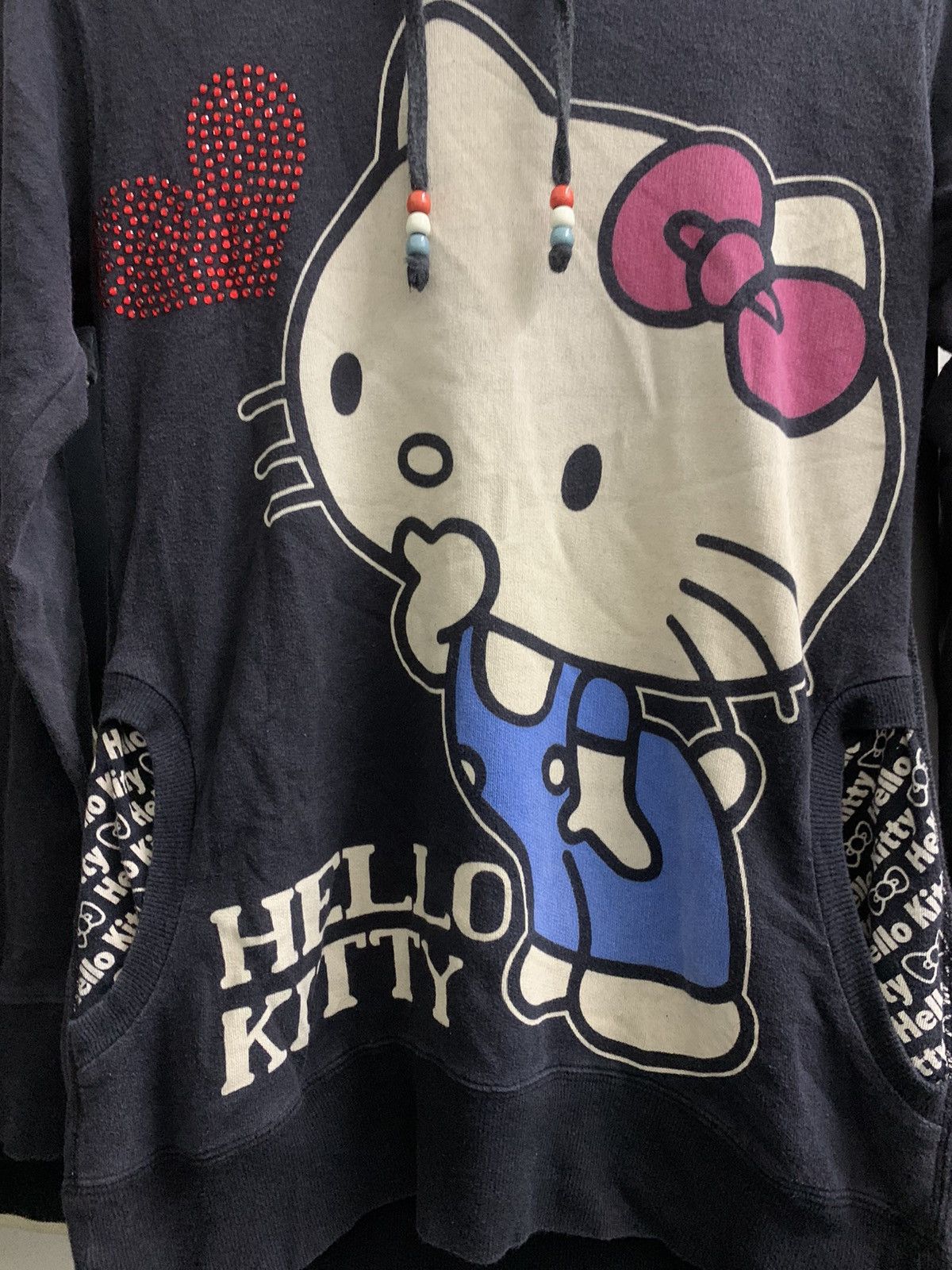 Cartoon Network × Japanese Brand × Vintage VINTAGE HELLO KITTY BIG PRINT HOODIE Size US M / EU 48-50 / 2 - 2 Thumbnail