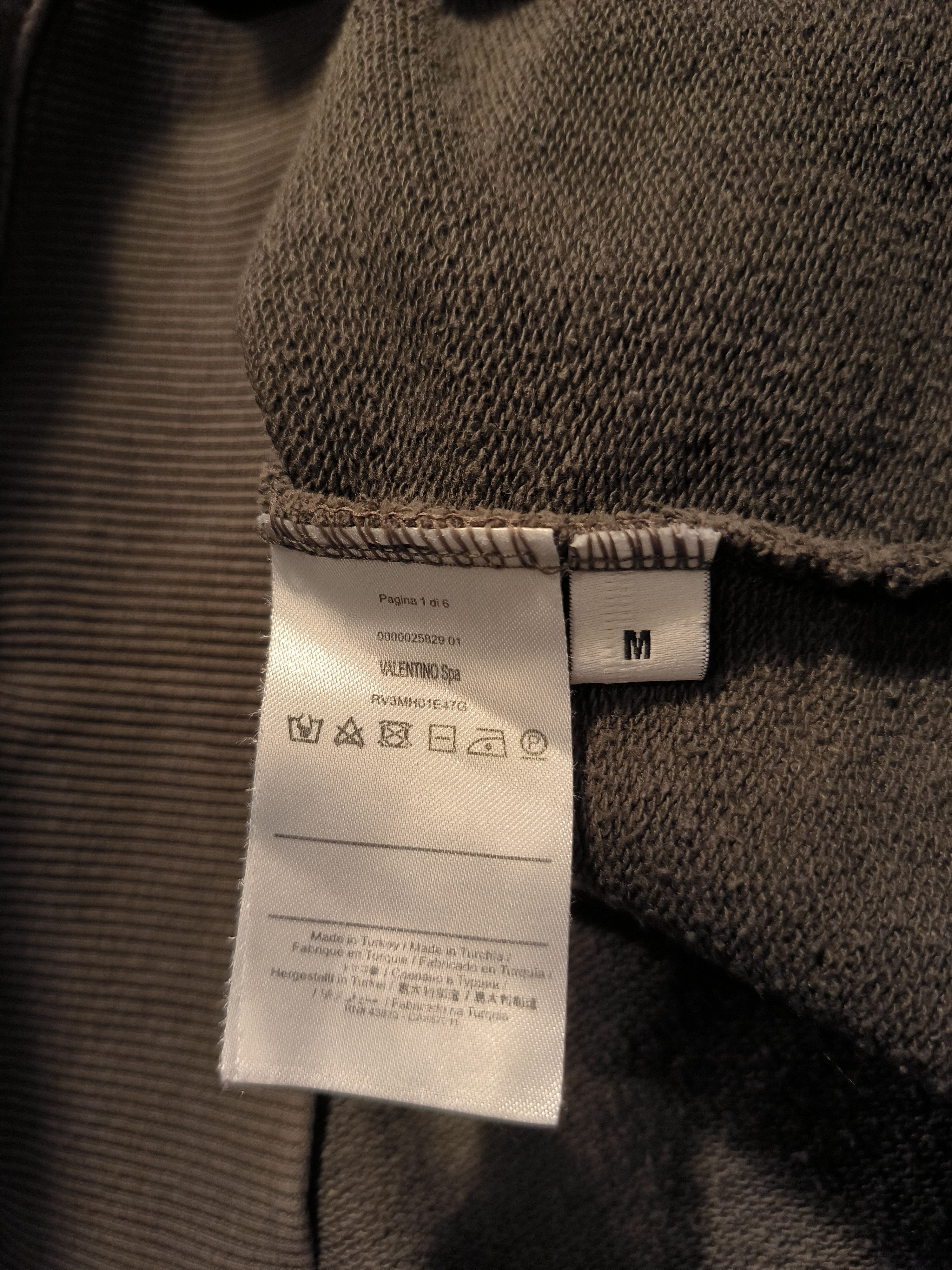 Valentino Valentino All Over Print Sweatshirt Crewneck Logo Spa Size US M / EU 48-50 / 2 - 7 Thumbnail