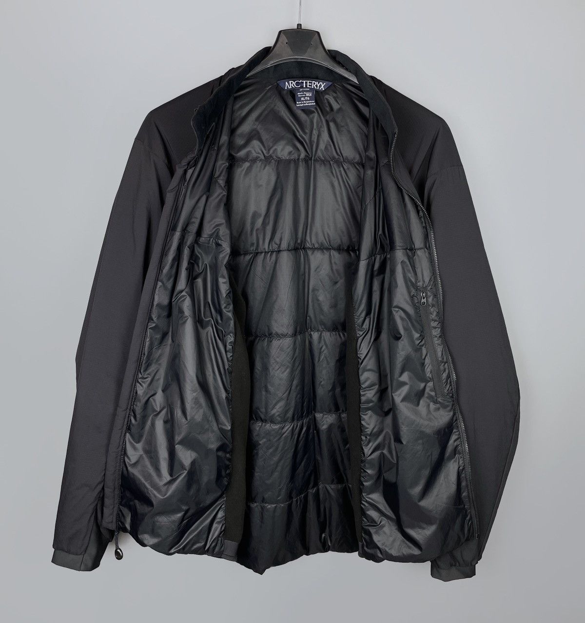 Arc'teryx Vintage Arc’teryx Atom AR Black Insulated Jacket Size XL Size US XL / EU 56 / 4 - 2 Thumbnail