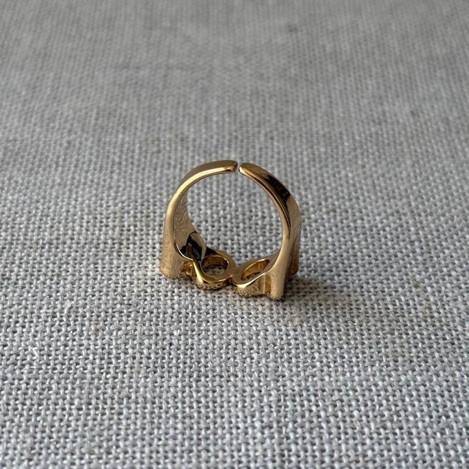Other 2001 birth year gold Size ONE SIZE - 3 Thumbnail