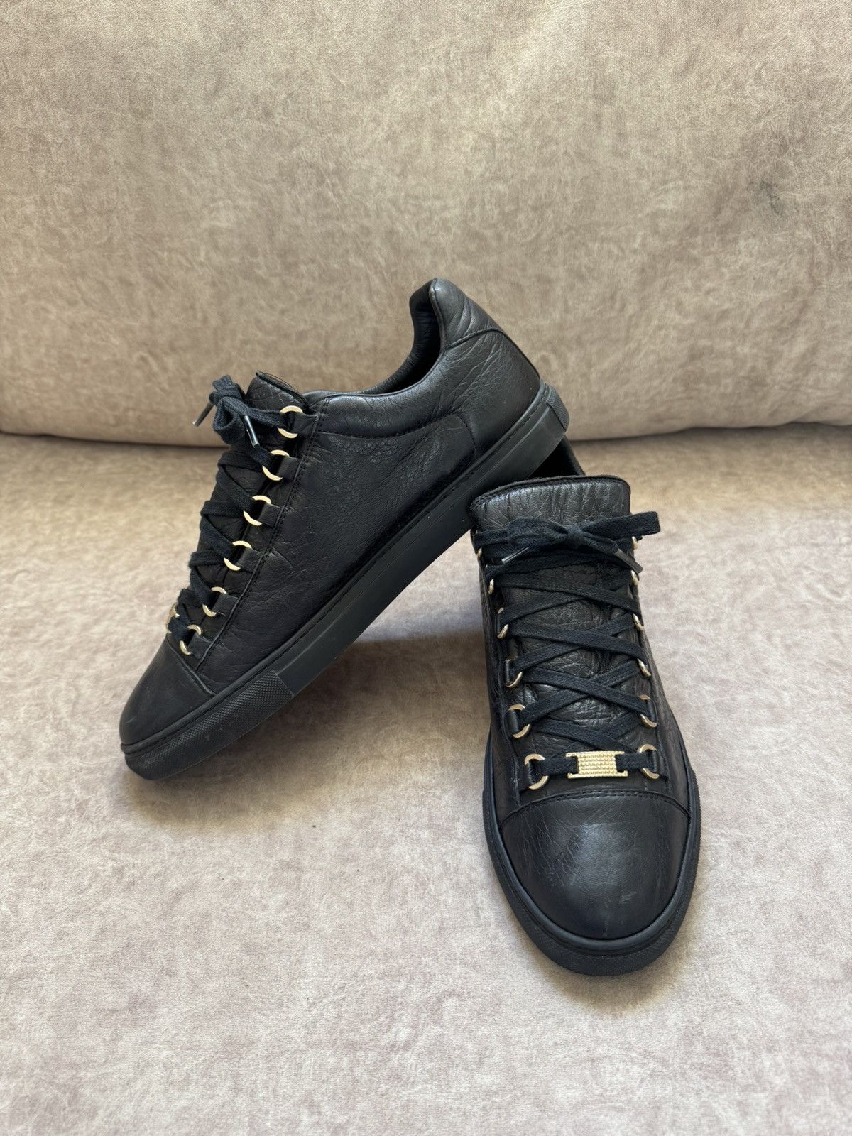 Balenciaga Balenciaga Arena Black Leather Gold Hardware Low-top Size US 9 / EU 42 - 1 Thumbnail