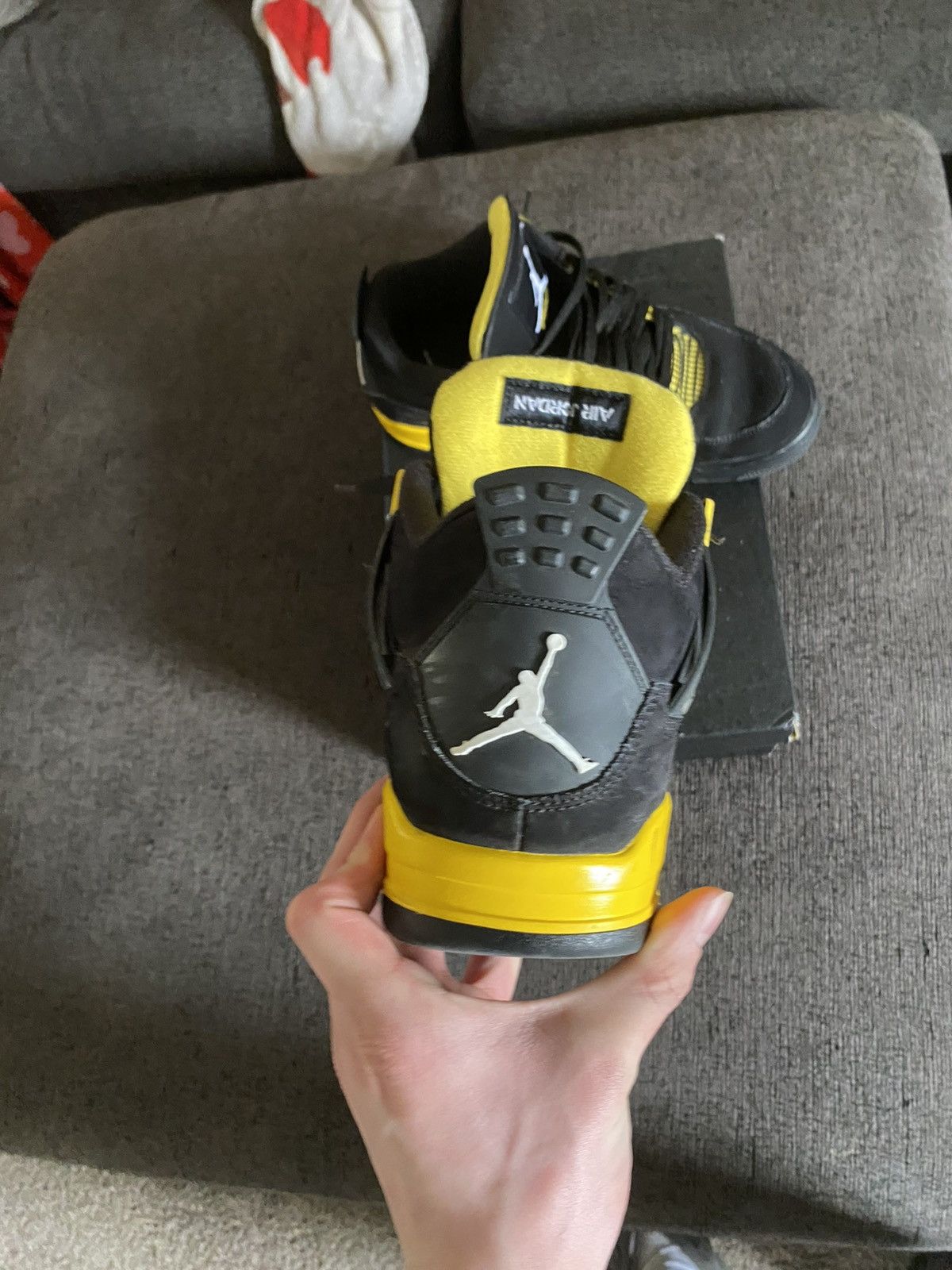 Jordan Brand Jordan 4 Thunder Size US 10.5 / EU 43-44 - 3 Thumbnail
