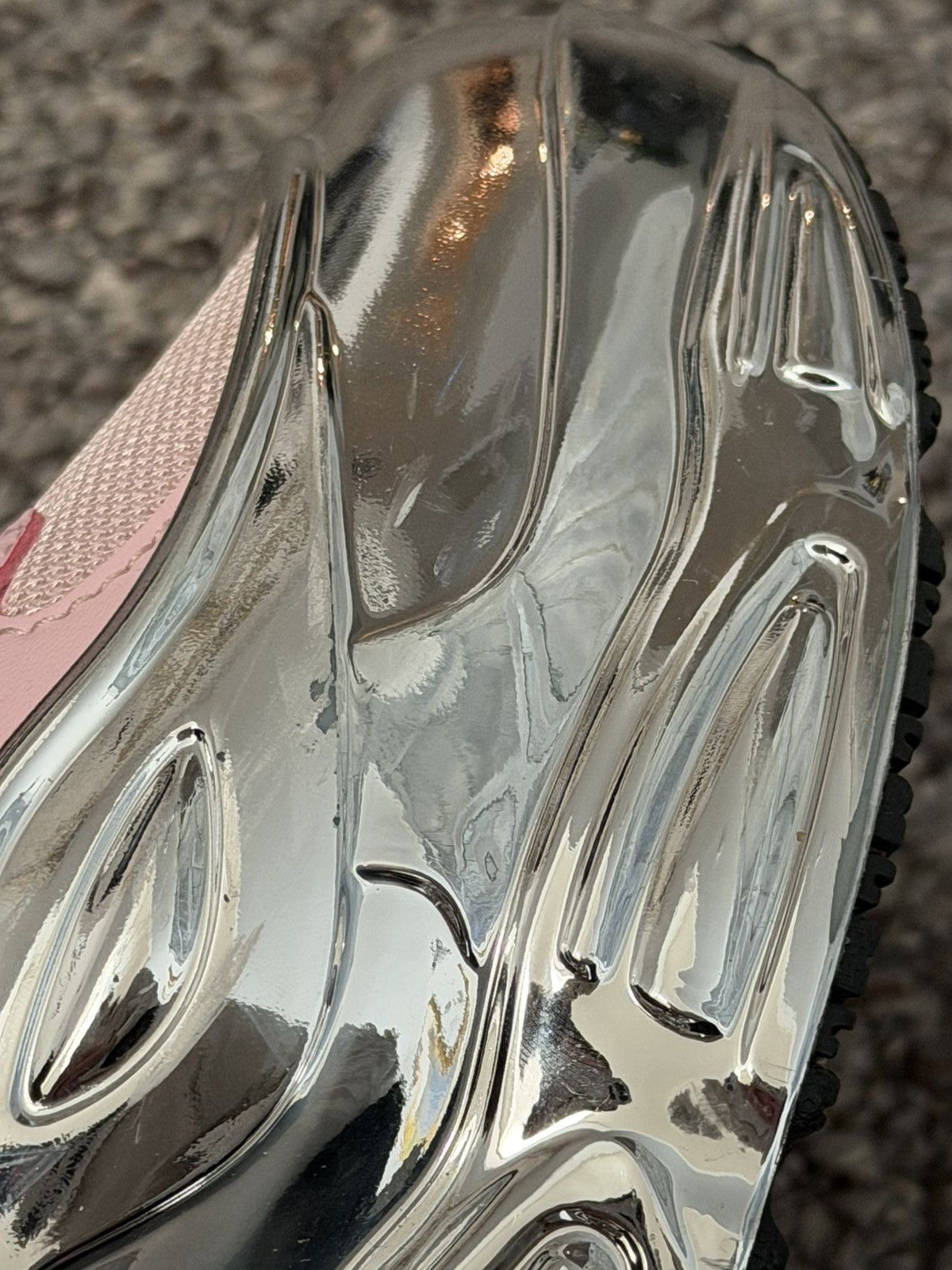 Adidas × Raf Simons Ozweego Pink Chrome Raf Simons x Adidas Size US 7.5 / EU 40-41 - 9 Thumbnail