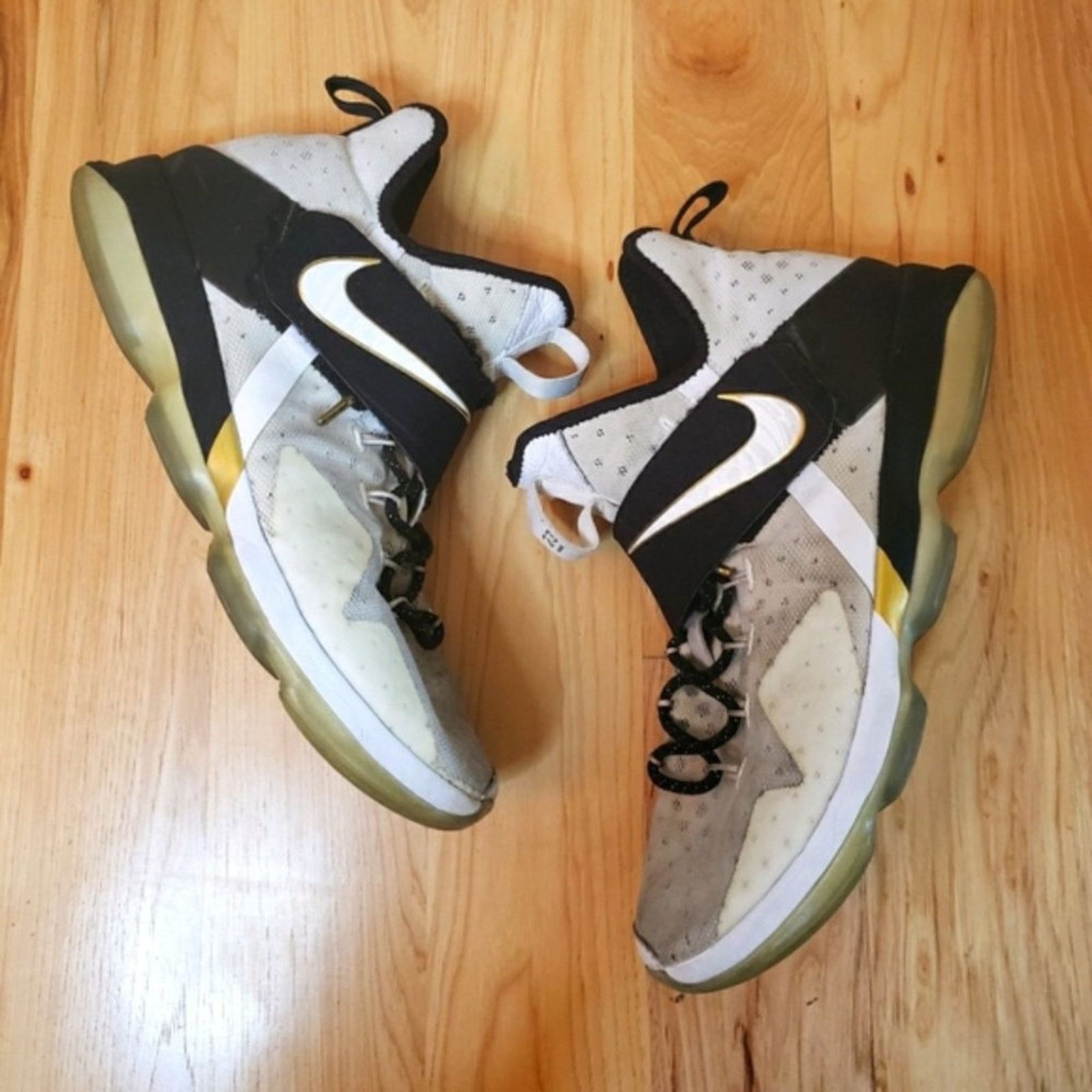 Nike Nike LeBron XIV 860634-100 Sneaker Size US 14 / EU 47 - 1 Thumbnail