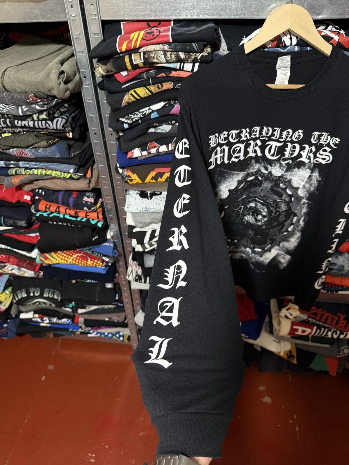 Band Tees Vintage Betraying the Martyrs Long Sleeve T-Shirt Y2K Hype Size US L / EU 52-54 / 3 - 4 Thumbnail
