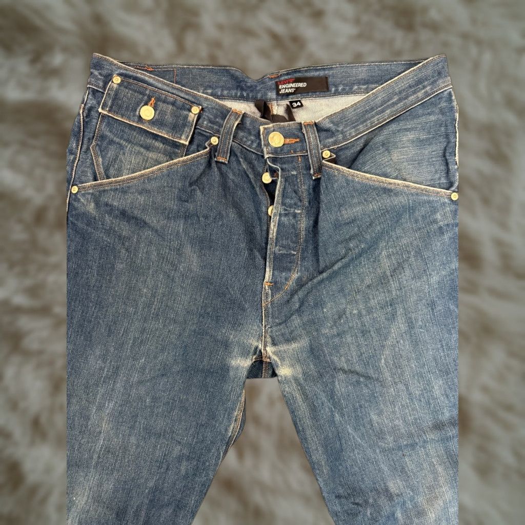 Levi's VINTAGE Levi’s Engineered Jeans Twisted - Denim Blue - W 34 L 30 - 90s Y2K - Men - Regular - 5-Pocket - Medium Wash - Twisted Fit Size US 34 / EU 50 - 1 Thumbnail