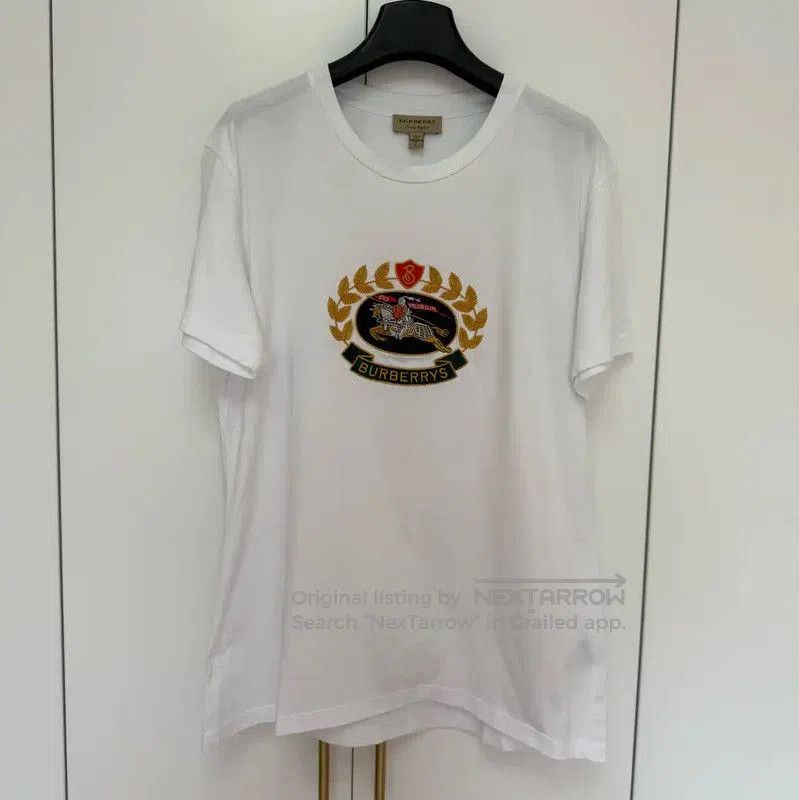Burberry Burberry Embroidered White Cotton T-Shirt. Size S / US 4 / IT 40 - 1 Thumbnail