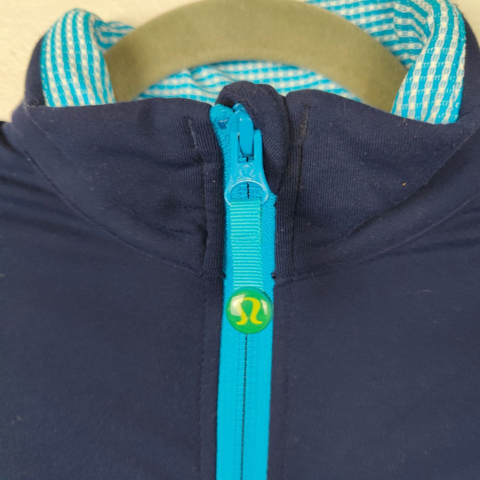 Lululemon Lululemon Jacket Womens Small Luon Full Zip Cinch Waist Size S / US 4 / IT 40 - 4 Thumbnail