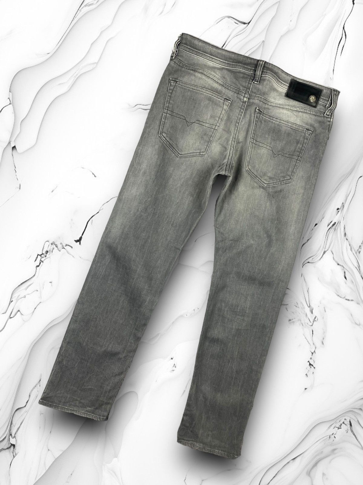 Diesel × Vintage Vintage Diesel Y2K Regular Slim Denim Jeans Size 31 x 30 Size US 31 - 1 Thumbnail