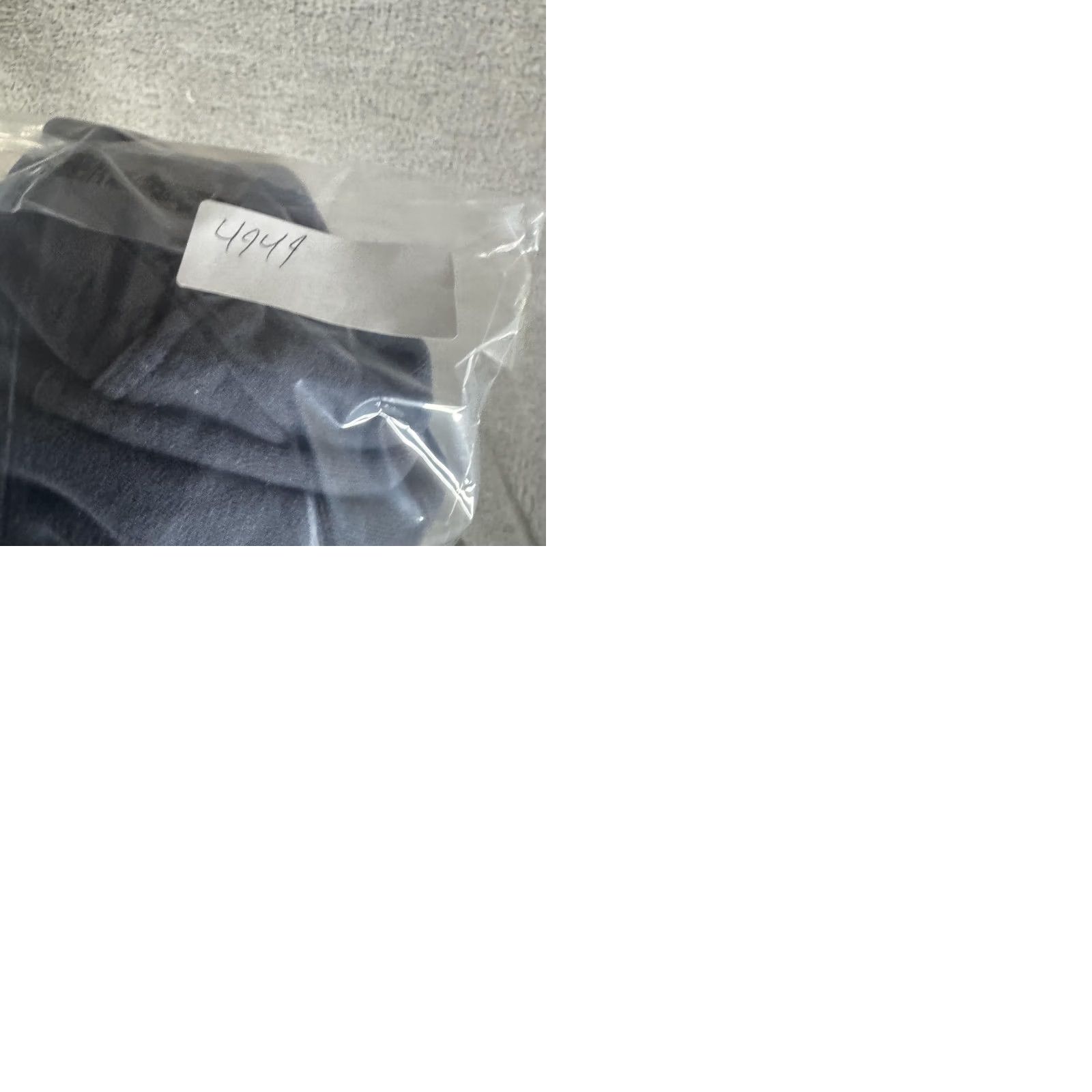 Vintage L.L.Bean Sweatshirt Womens XL Navy Blue Fleece Pullover Logo Crewneck Short Description: None - ignore Size XL / US 12-14 / IT 48-50 - 9 Thumbnail