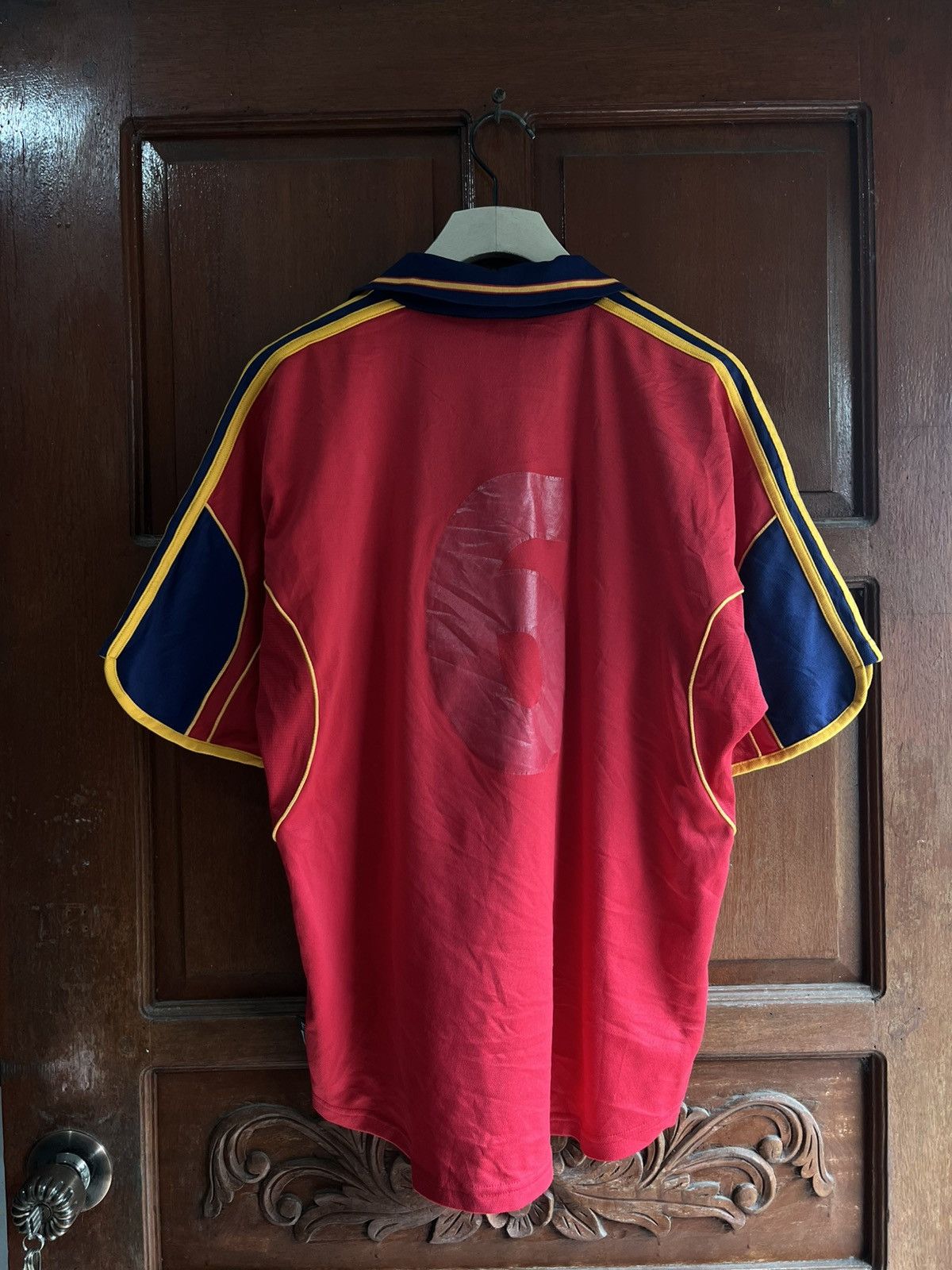 Adidas VINTAGE ADIDAS 2000S SPAIN SOCCER JERSEY Size US M / EU 48-50 / 2 - 5 Thumbnail